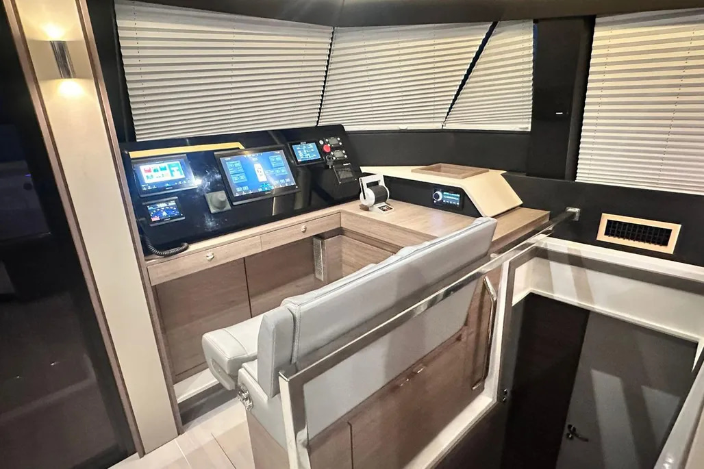 2026 Aventura 56 Motor Yacht for sale (photo 19)