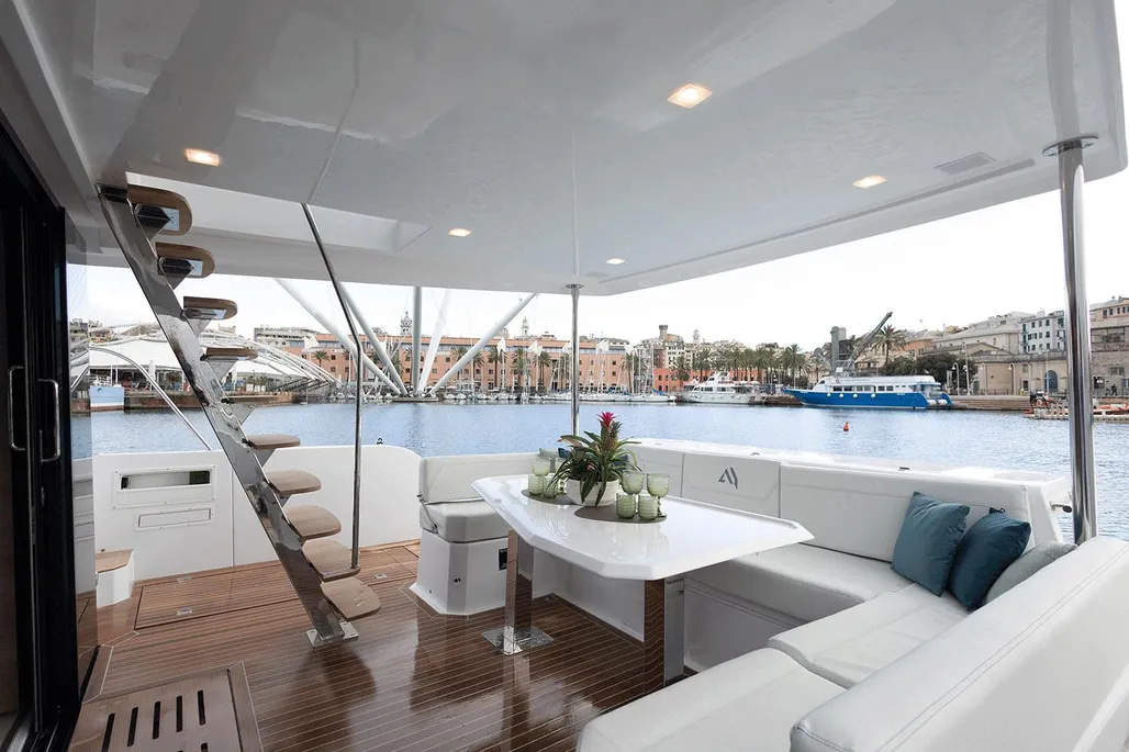 2026 Aventura 38 Motor Yacht for sale (photo 8)