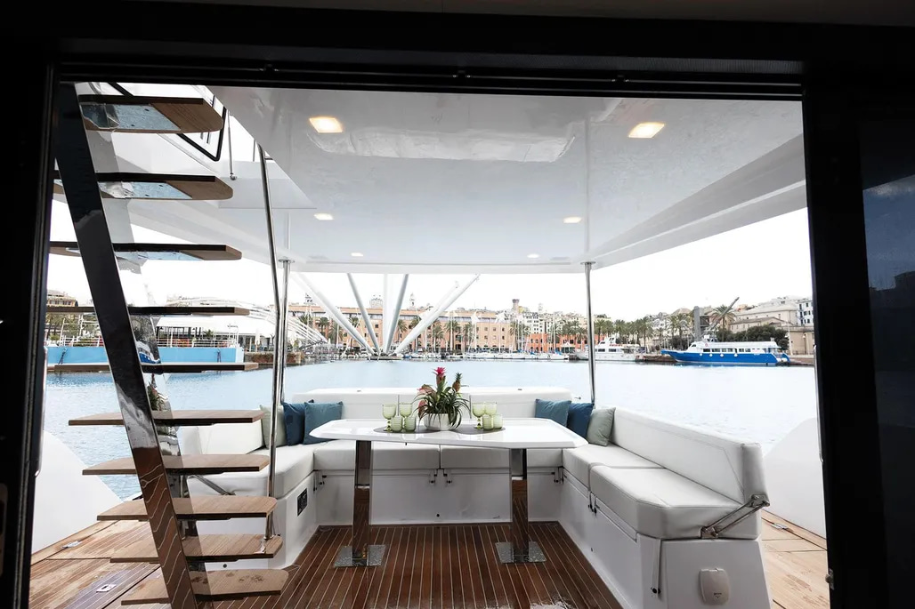 2026 Aventura 38 Motor Yacht for sale (photo 13)