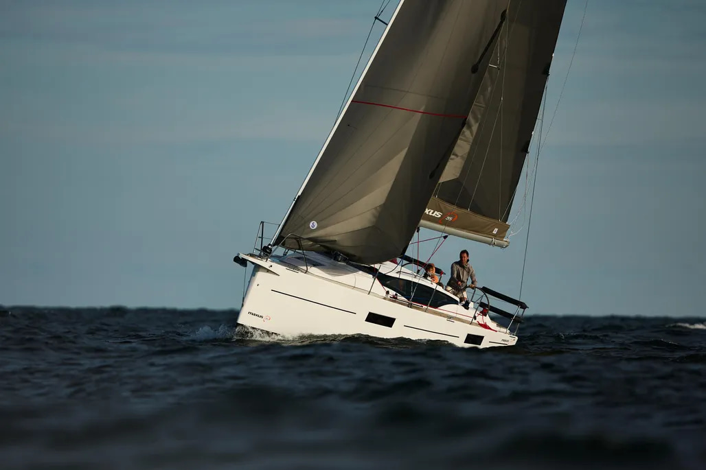 2025 Maxus 35 for sale (photo 13)