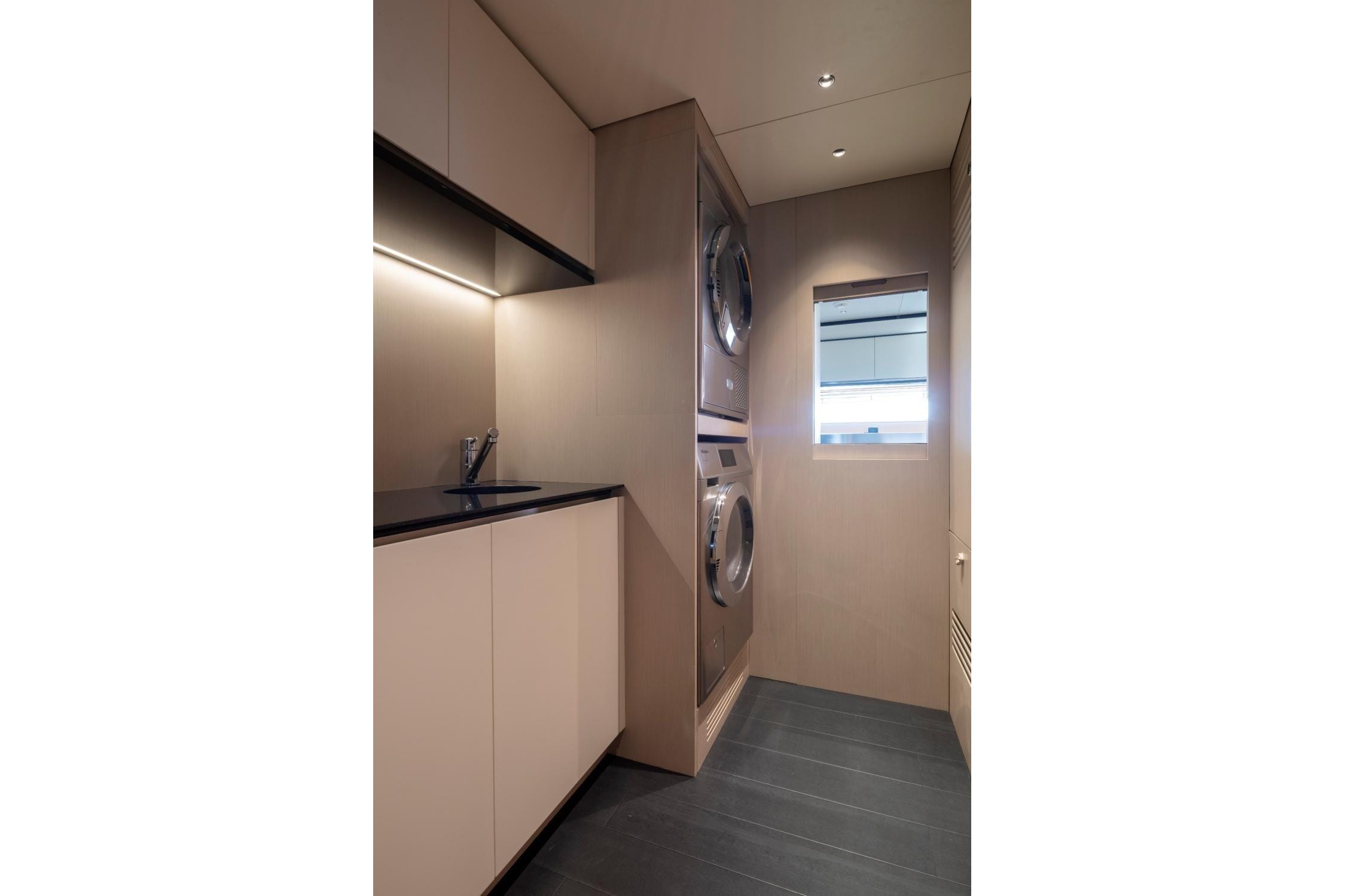 2023 Azimut Grande Trideck for sale (photo 56)