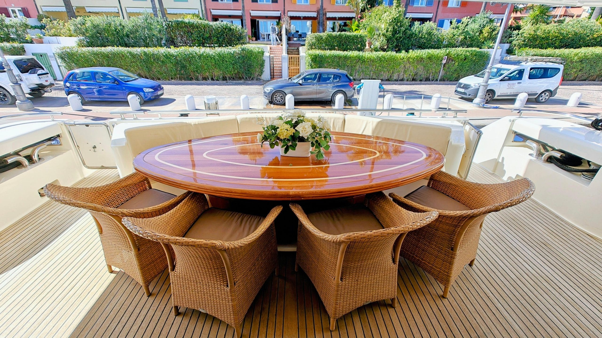 2004 Ferretti Yachts Custom Line 94 à vendre (photo 7)