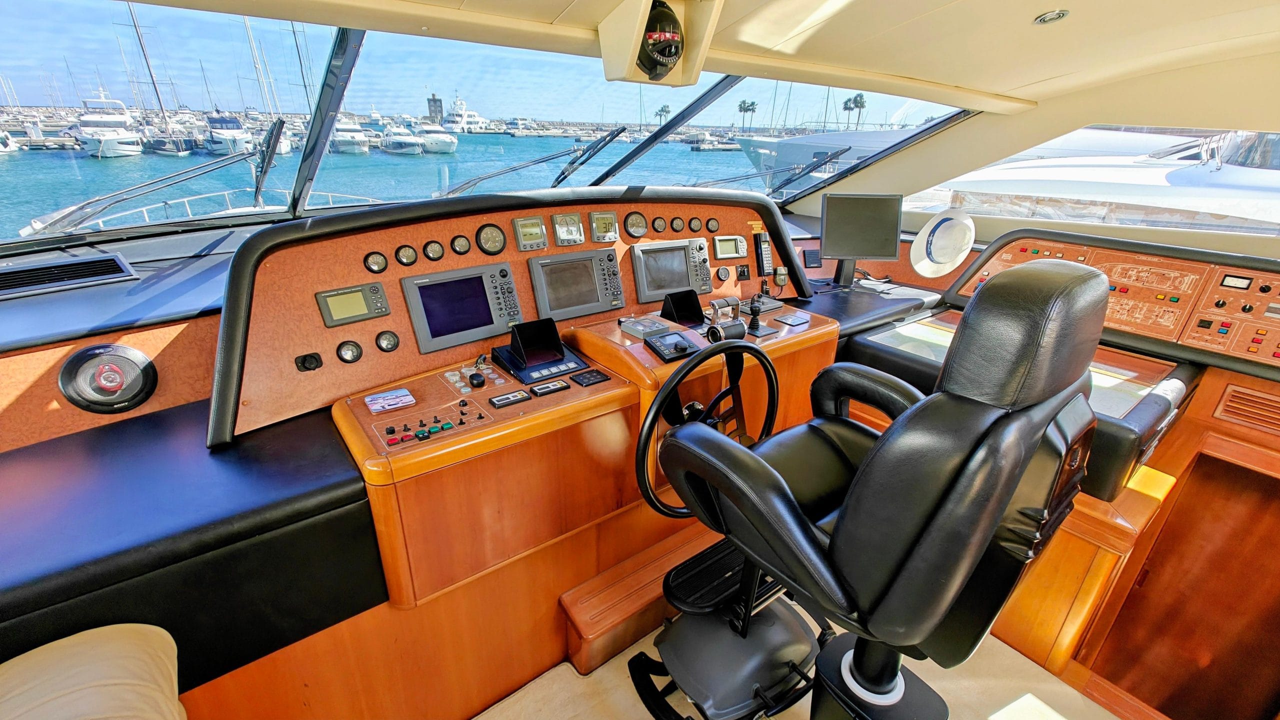 2004 Ferretti Yachts Custom Line 94 à vendre (photo 16)