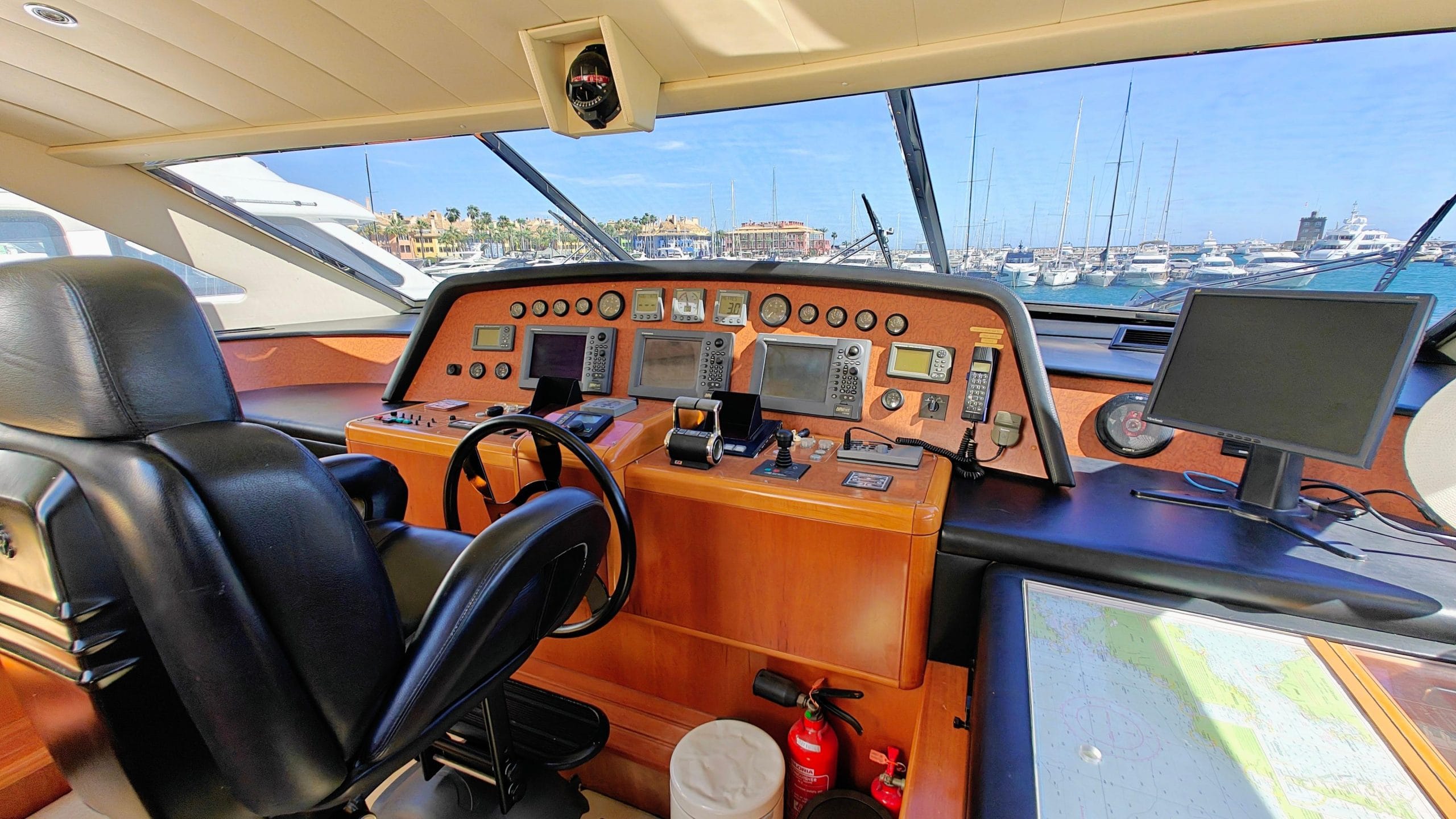 2004 Ferretti Yachts Custom Line 94 à vendre (photo 17)