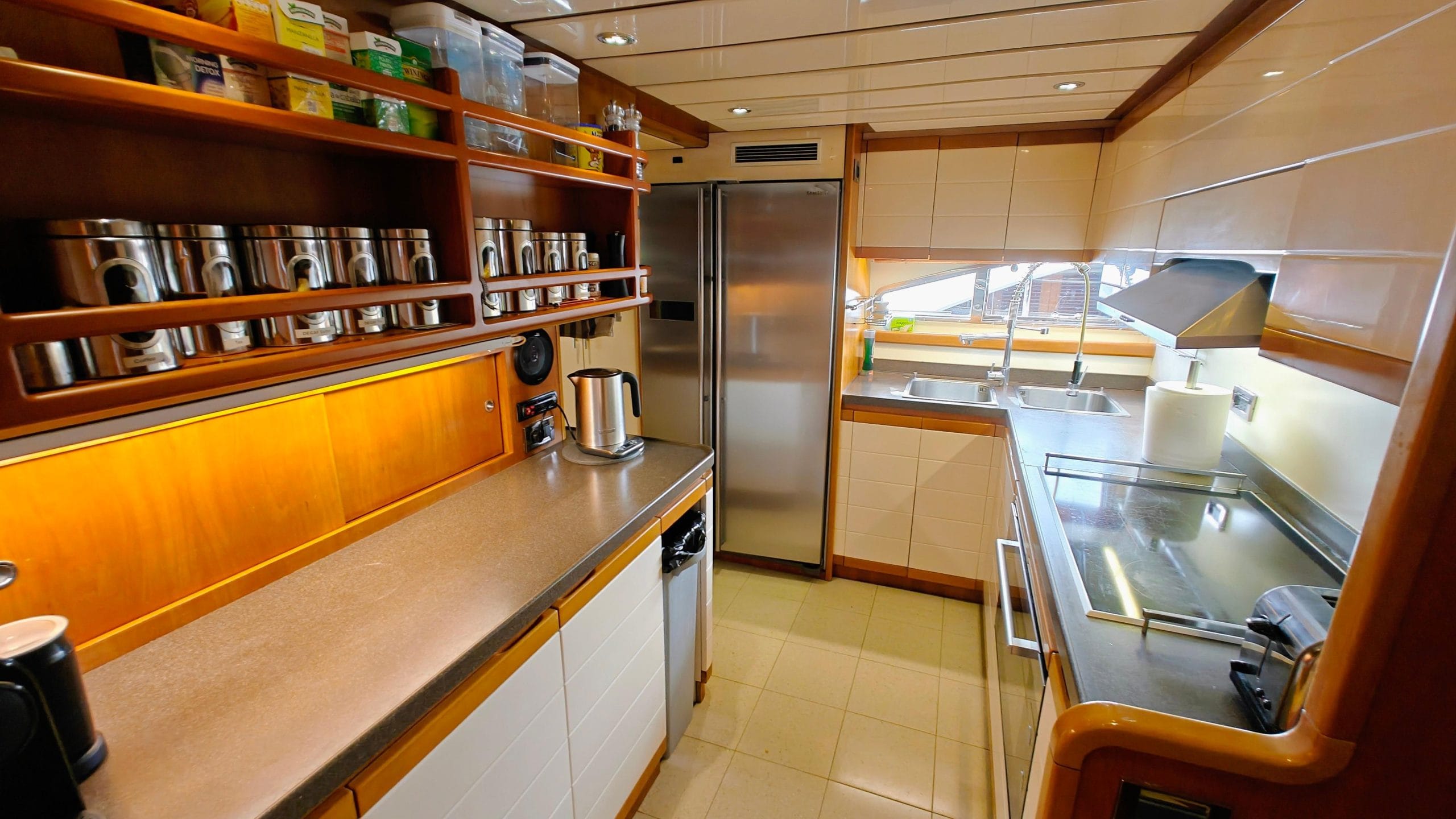 2004 Ferretti Yachts Custom Line 94 à vendre (photo 18)