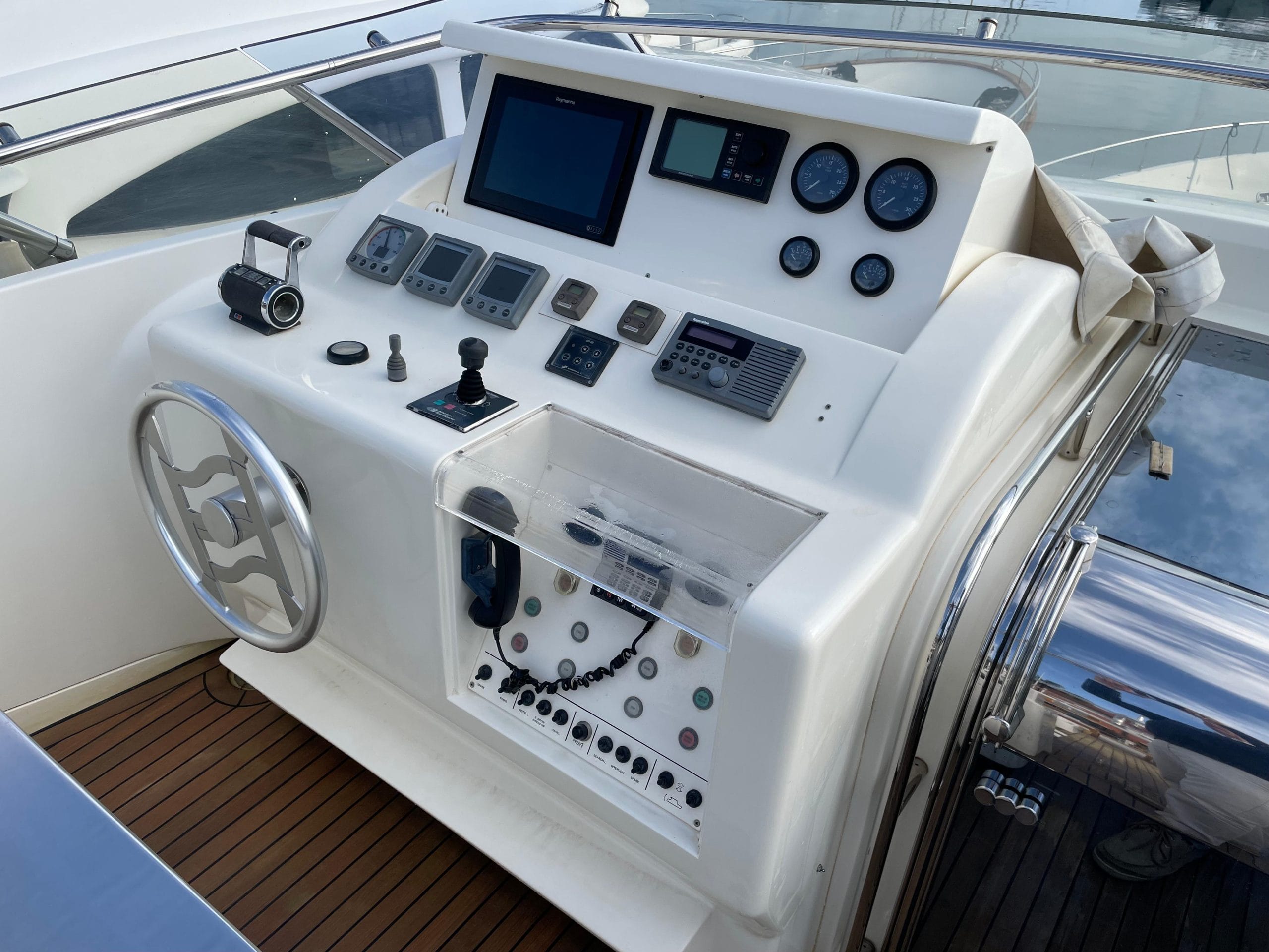 2004 Ferretti Yachts Custom Line 94 à vendre (photo 22)