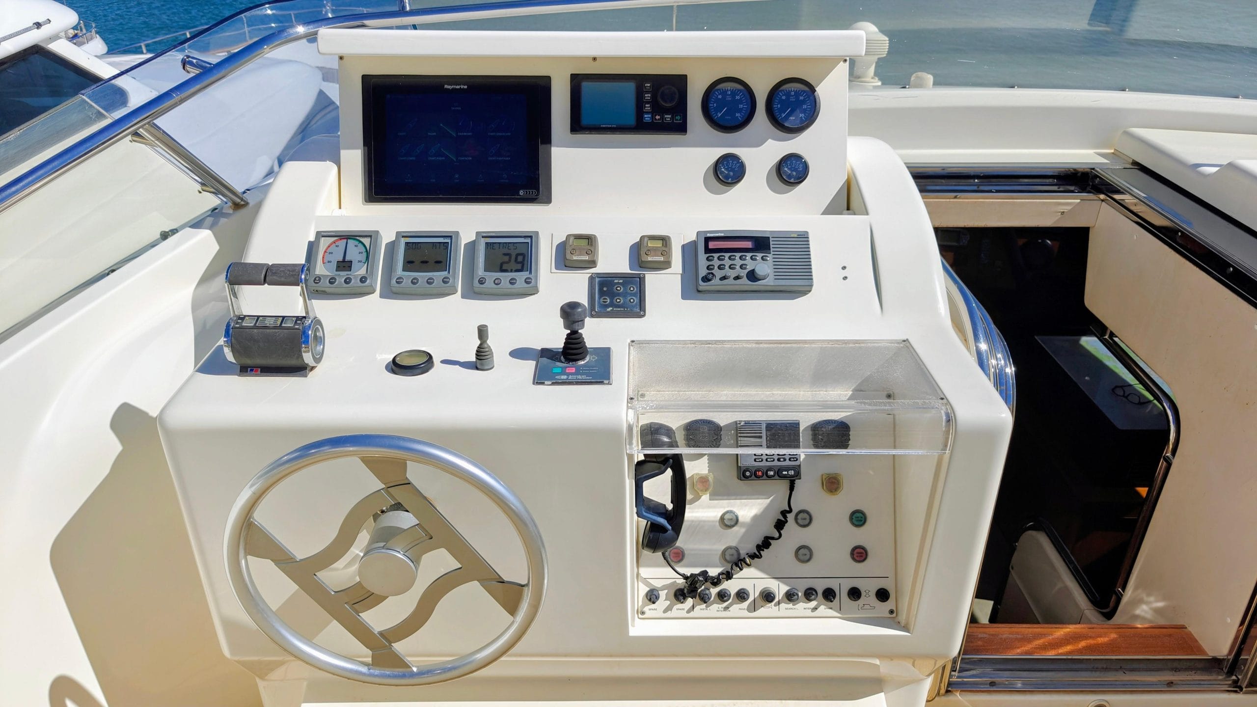 2004 Ferretti Yachts Custom Line 94 à vendre (photo 21)