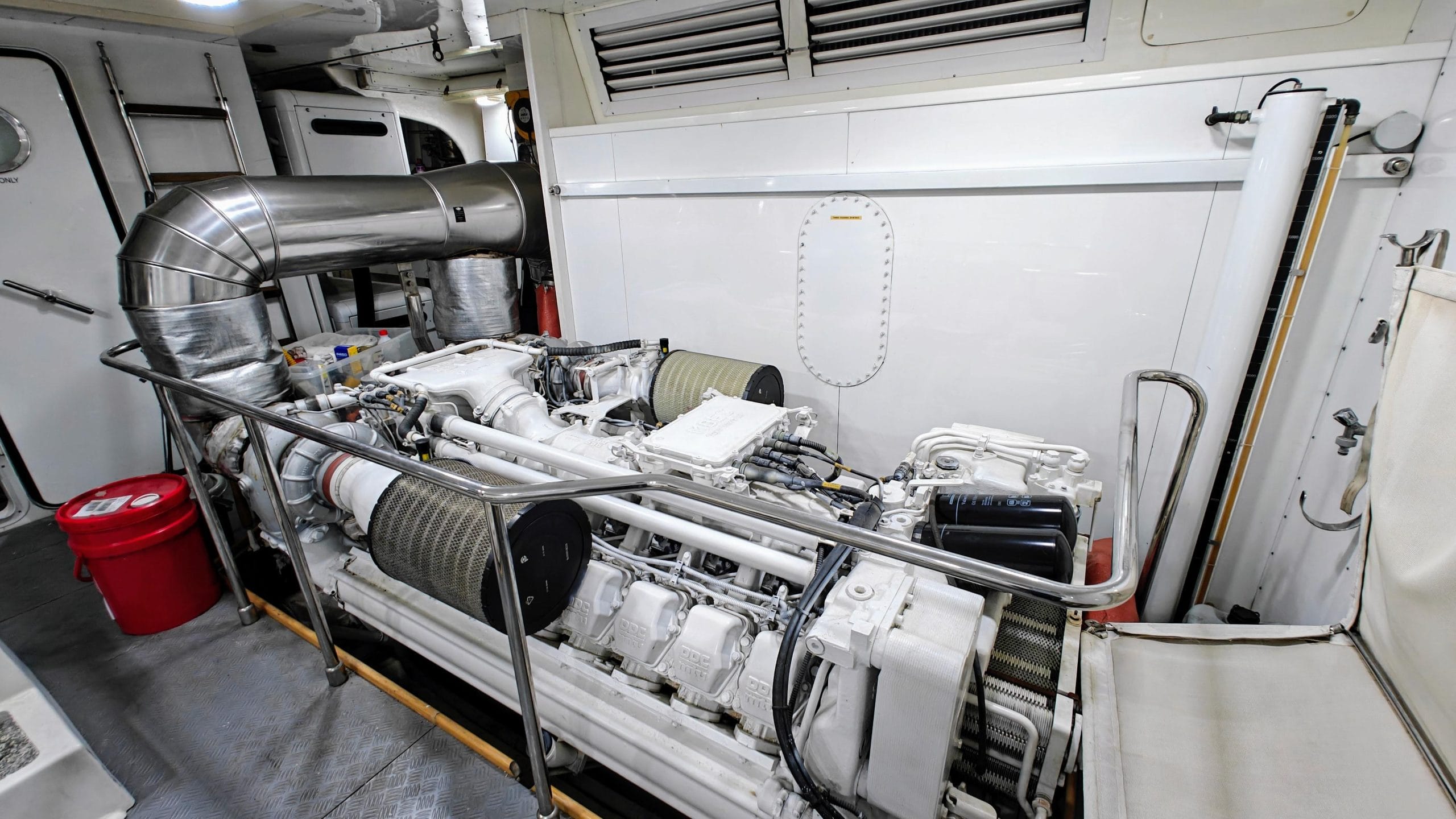 2004 Ferretti Yachts Custom Line 94 à vendre (photo 25)