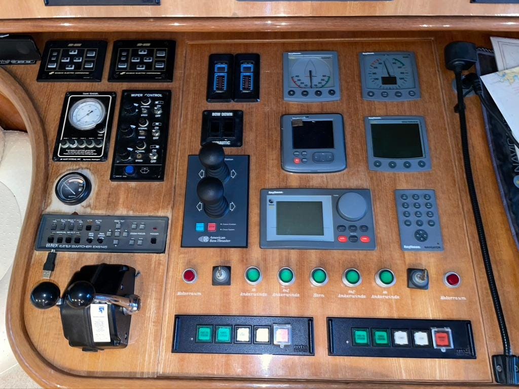 2001 Elegance 82 na sprzedaż (photo 12)