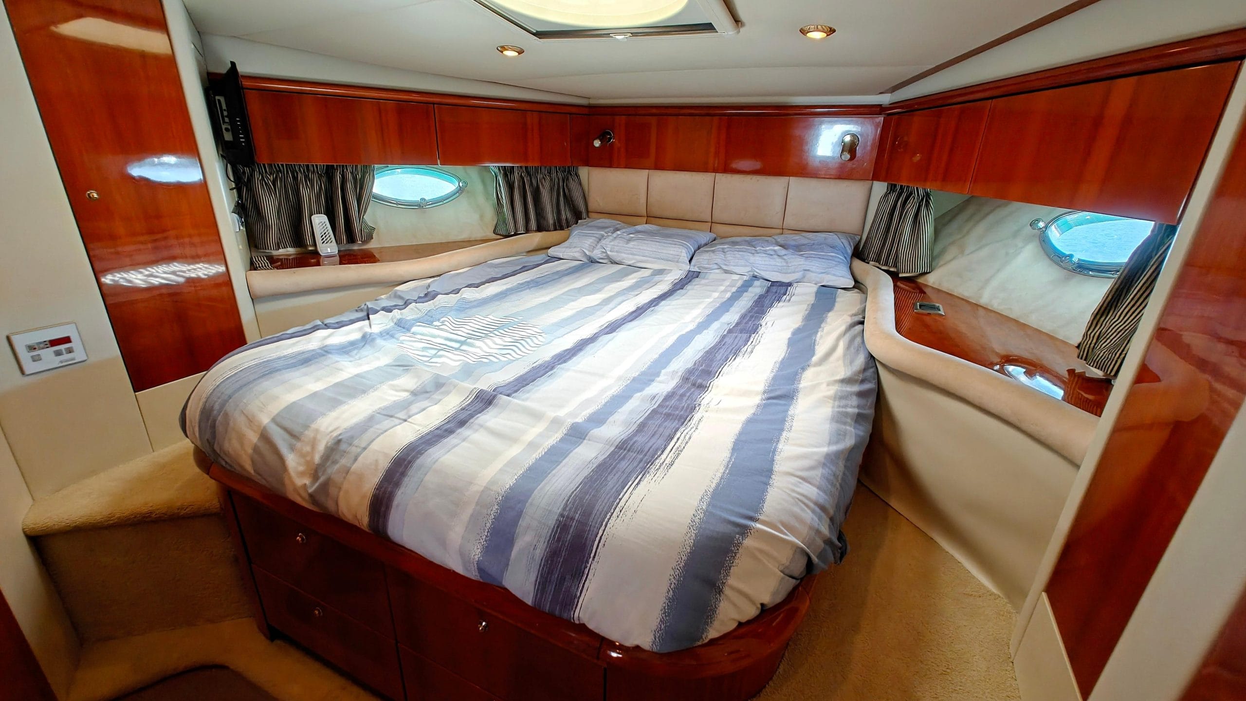 2002 Sunseeker Predator 56 te koop (photo 13)