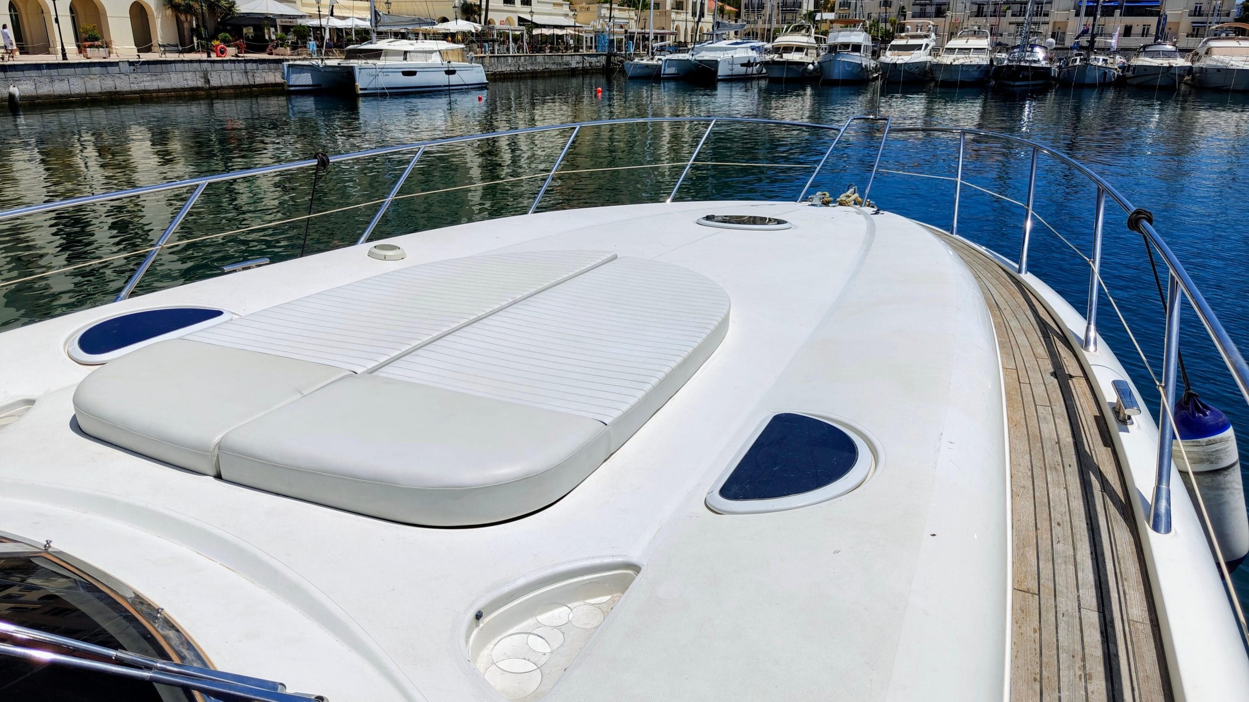 2002 Sunseeker Predator 56 te koop (photo 18)