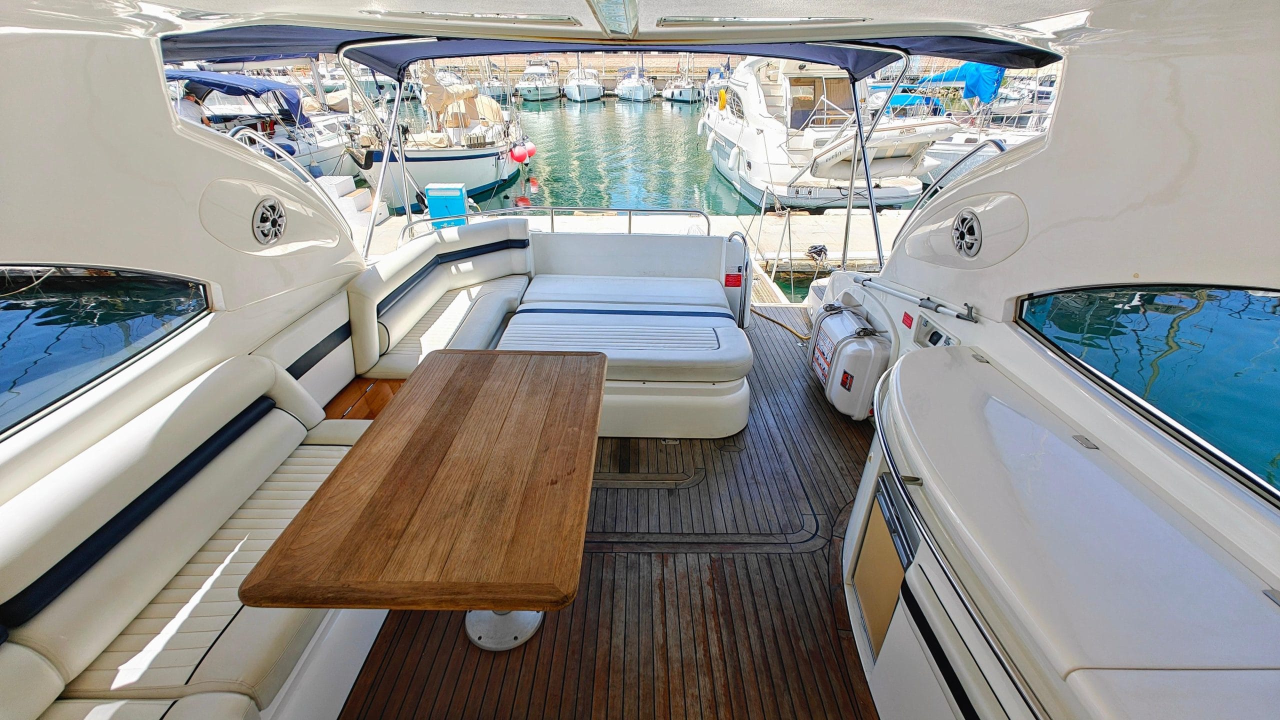 2002 Sunseeker Predator 56 te koop (photo 20)