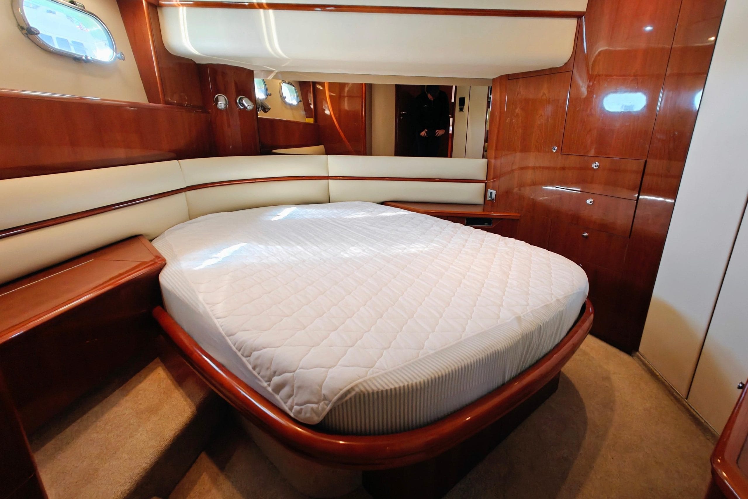 2003 Princess 65 for sale (photo 18)