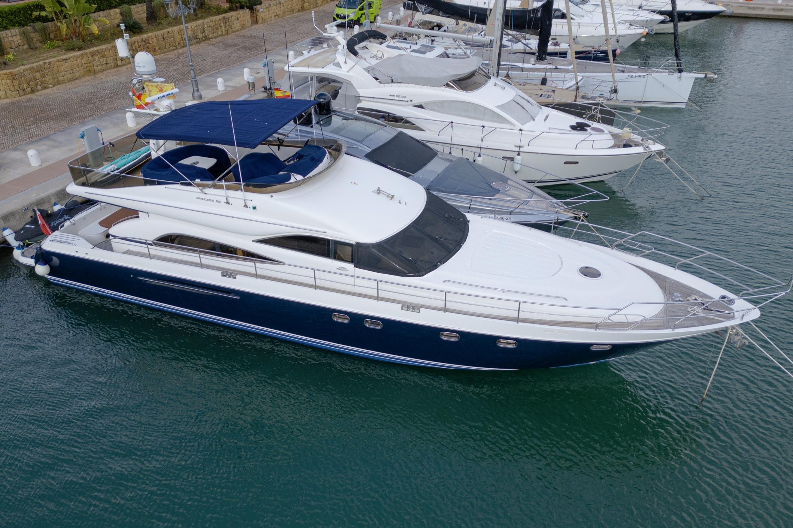 2003 Princess 65 for sale (photo 36)