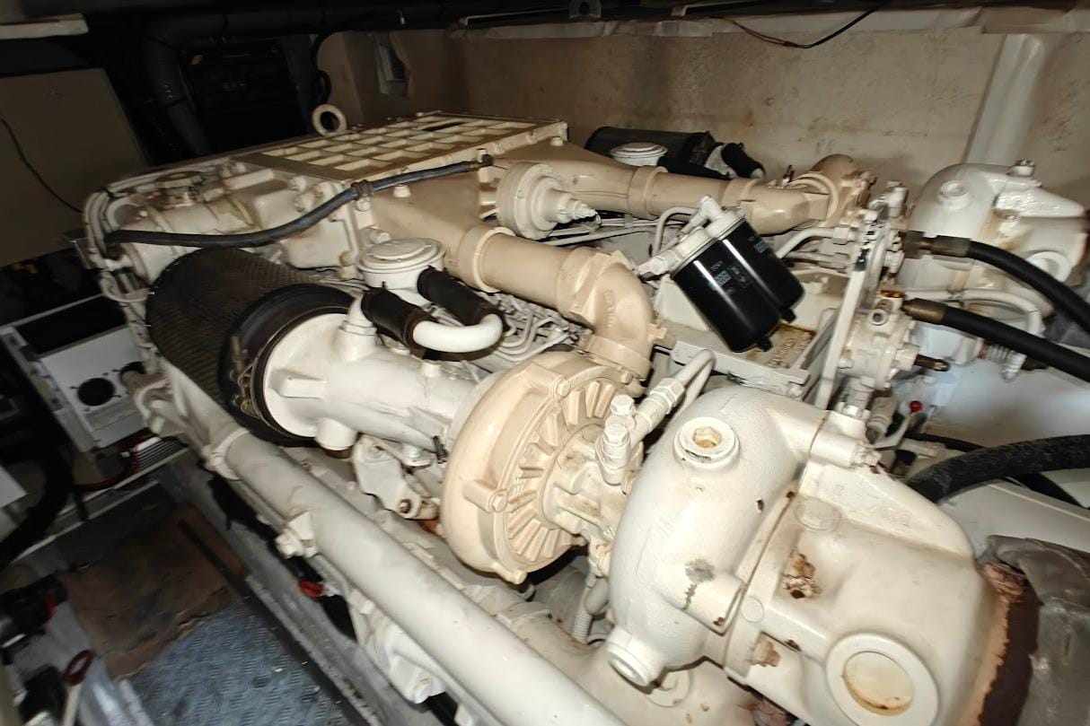 2003 Princess 65 for sale (photo 35)