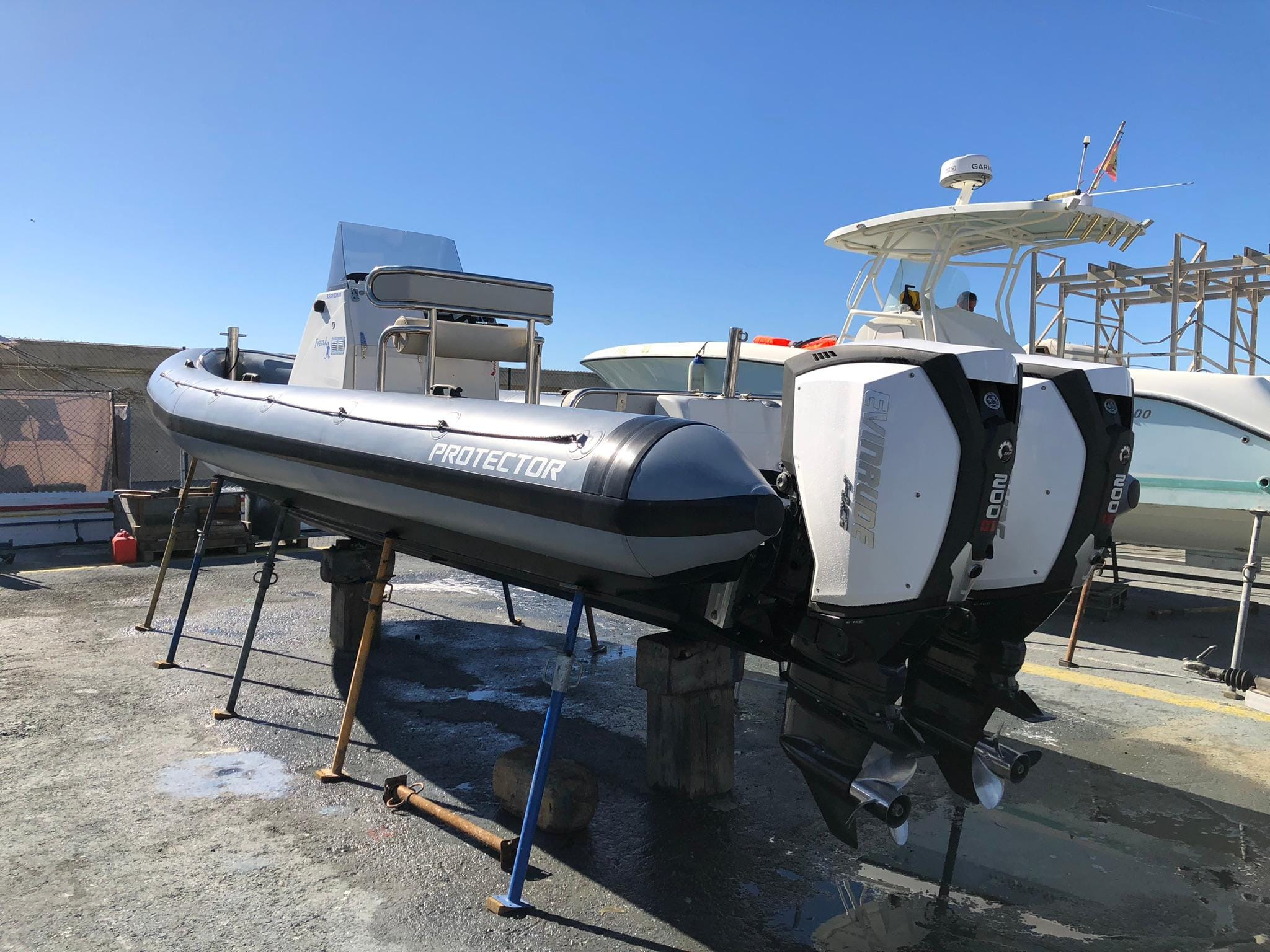 2005 Protector RIB 8.75m for sale (photo 17)