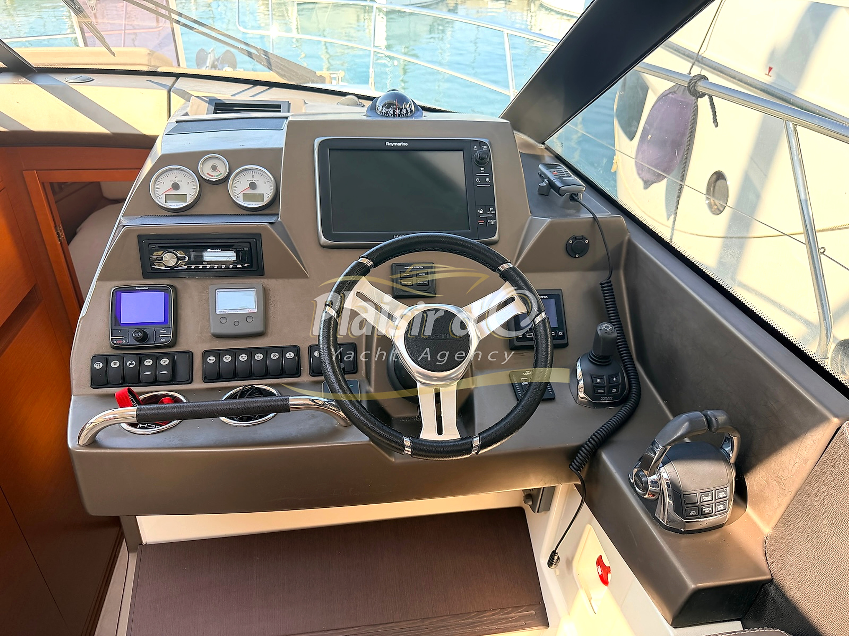2014 Prestige 450 S à vendre (photo 46)