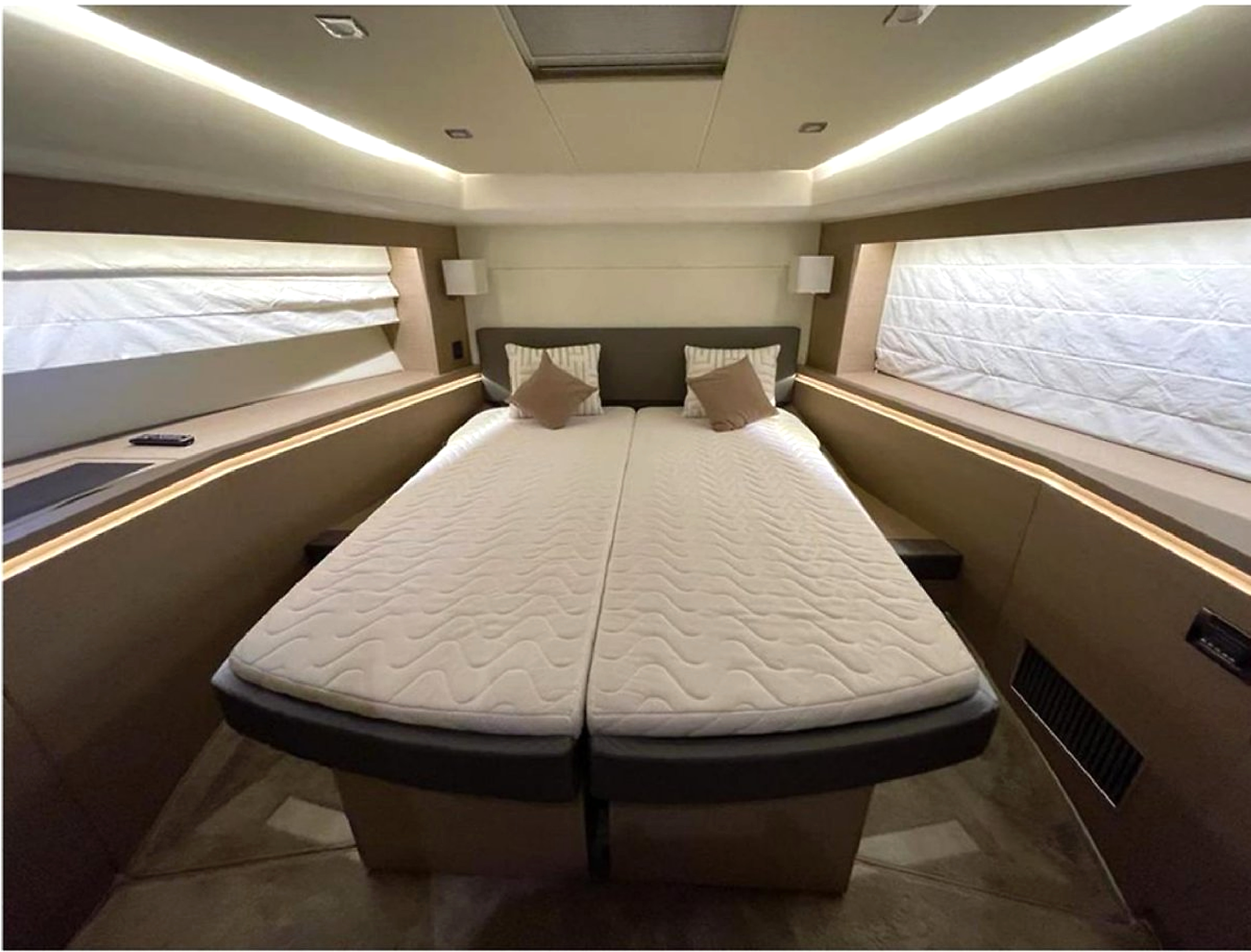 2015 Prestige 550 à vendre (photo 8)