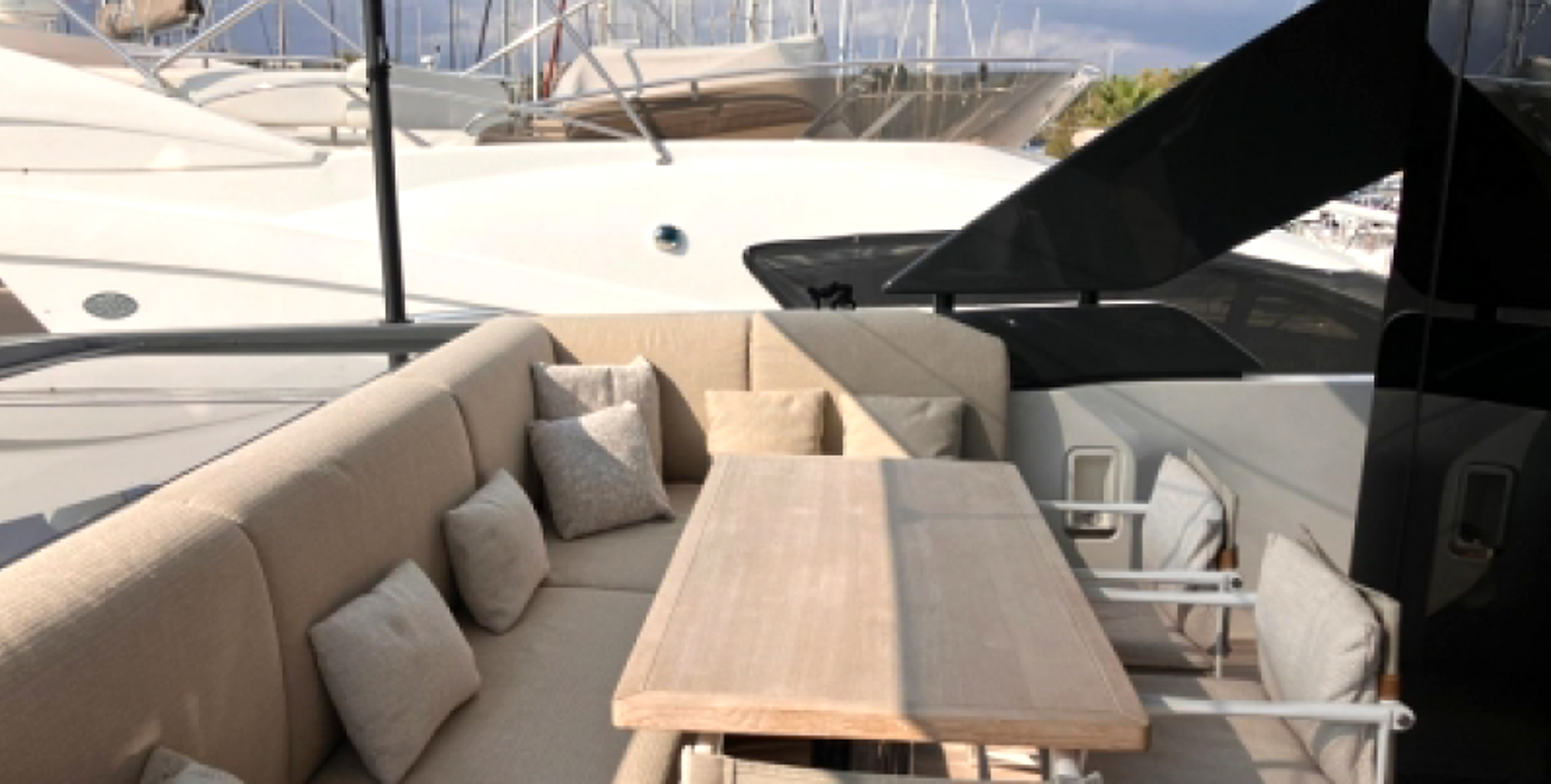 2025 Bluegame BGX 63 te koop (photo 3)