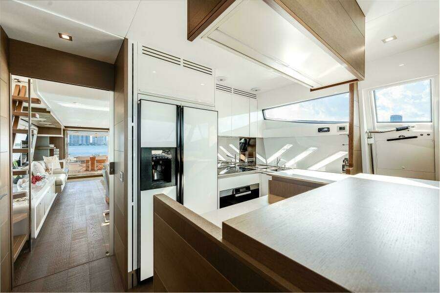 2014 Ferretti Yachts 870 à vendre (photo 13)