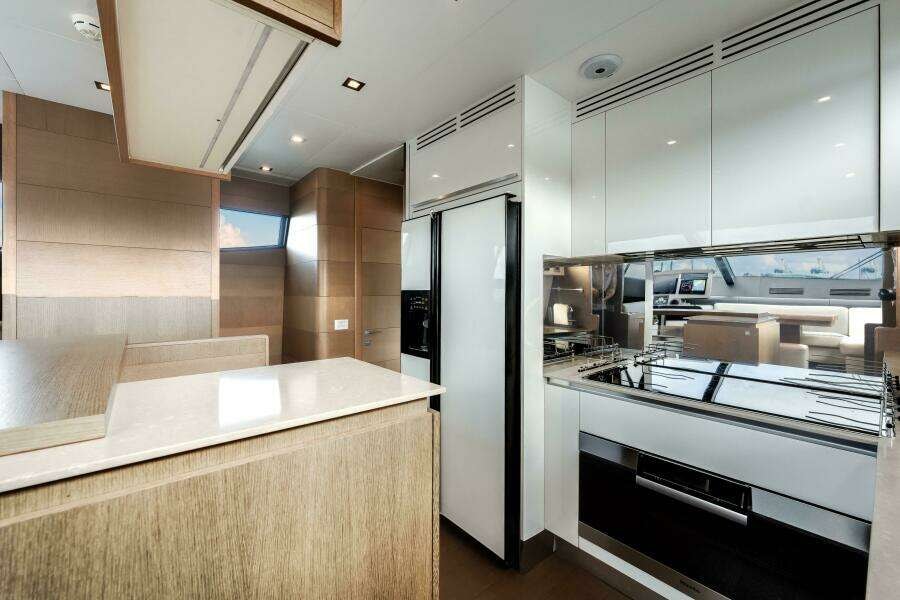 2014 Ferretti Yachts 870 à vendre (photo 14)