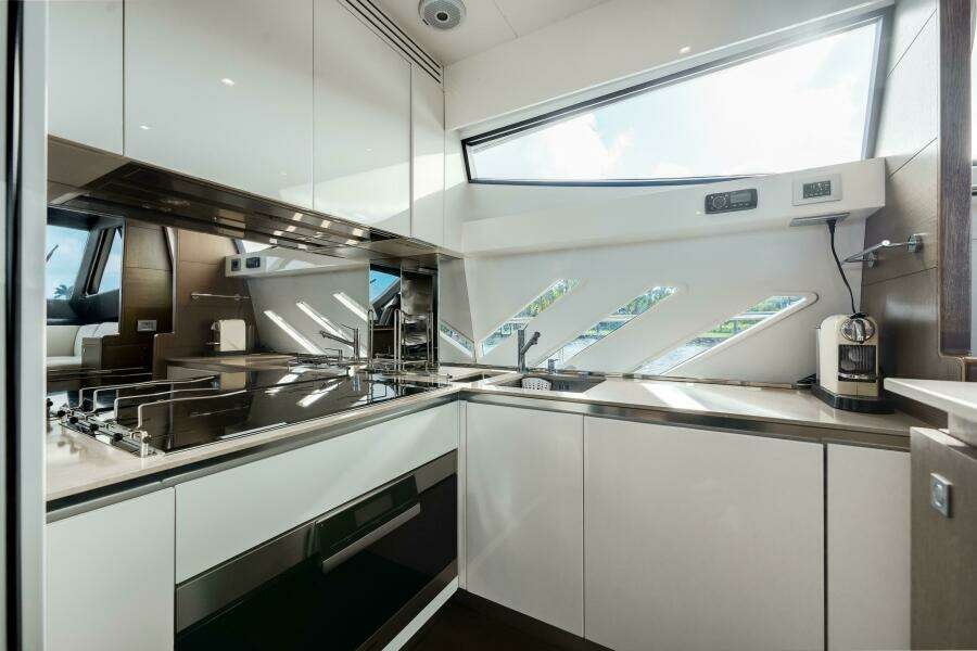 2014 Ferretti Yachts 870 à vendre (photo 16)