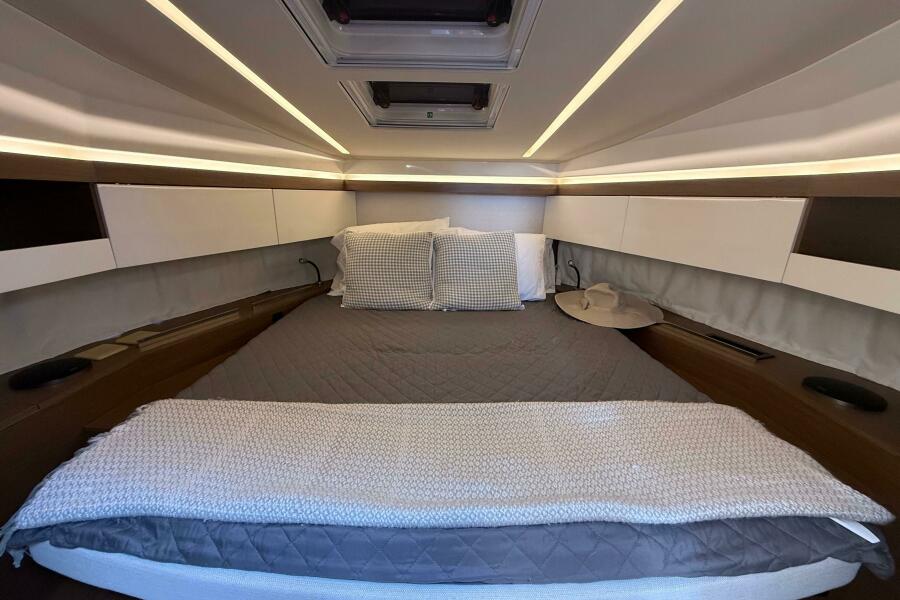 2020 Jeanneau NC 37 for sale (photo 3)