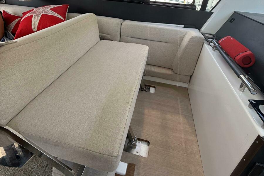 2020 Jeanneau NC 37 for sale (photo 7)