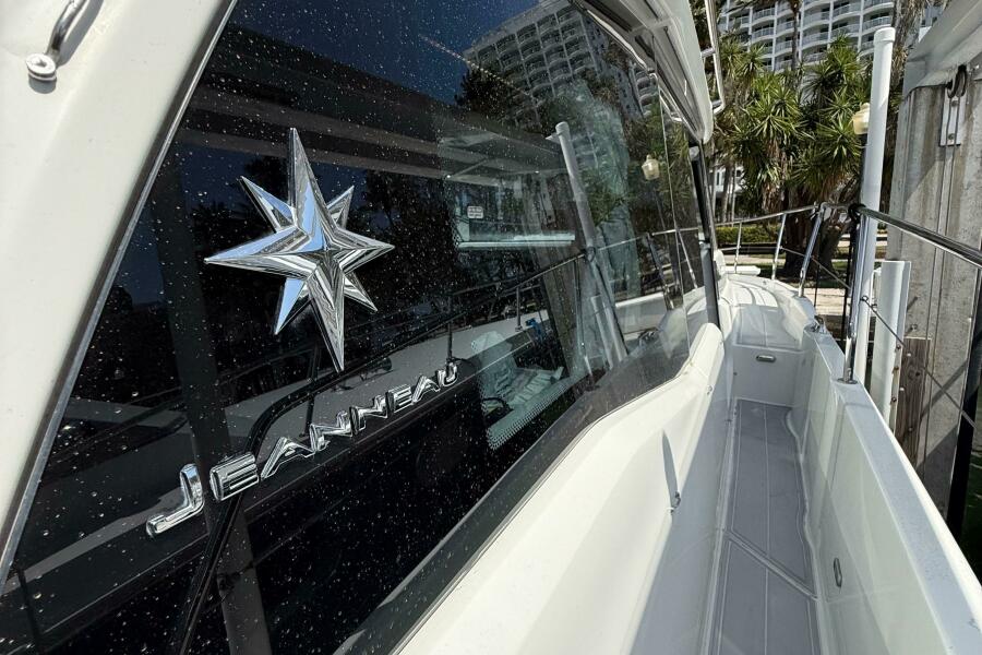 2020 Jeanneau NC 37 for sale (photo 10)