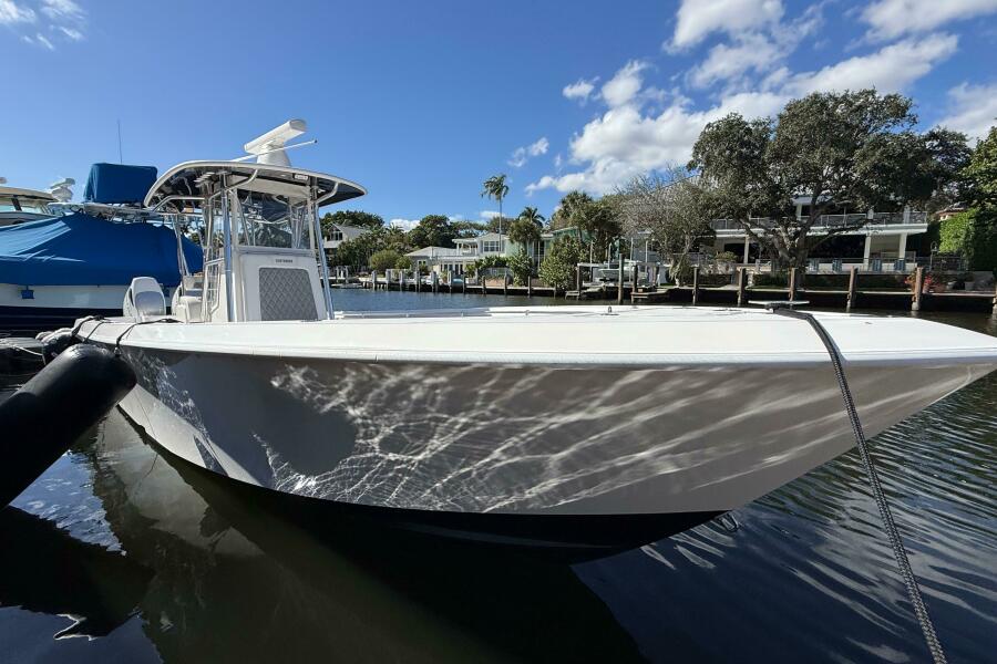 2014 Contender 35 ST in vendita (photo 2)
