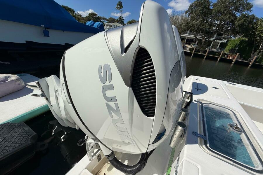 2014 Contender 35 ST in vendita (photo 9)