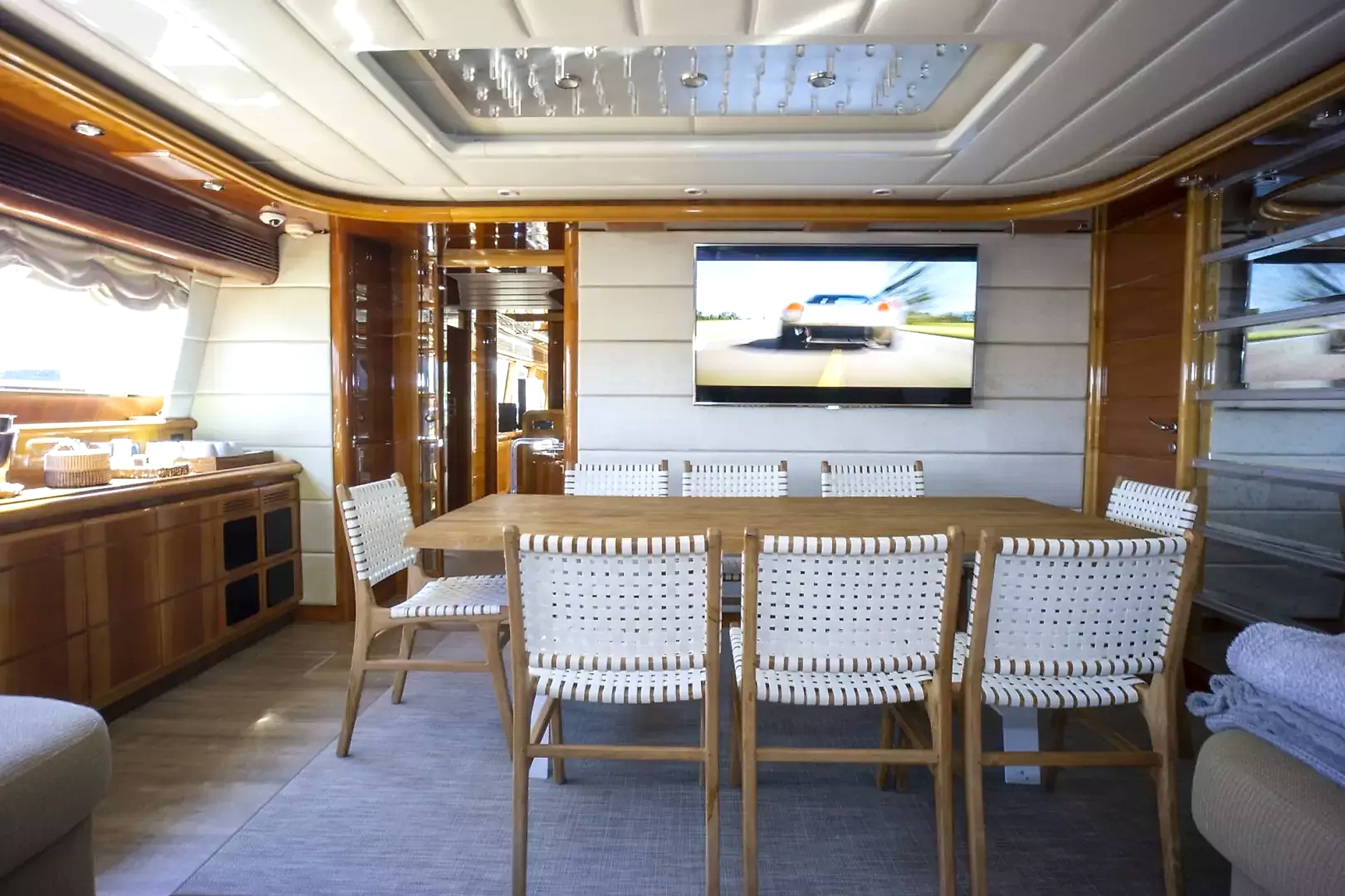 2000 Ferretti Yachts Custom Line 94 for sale (photo 12)