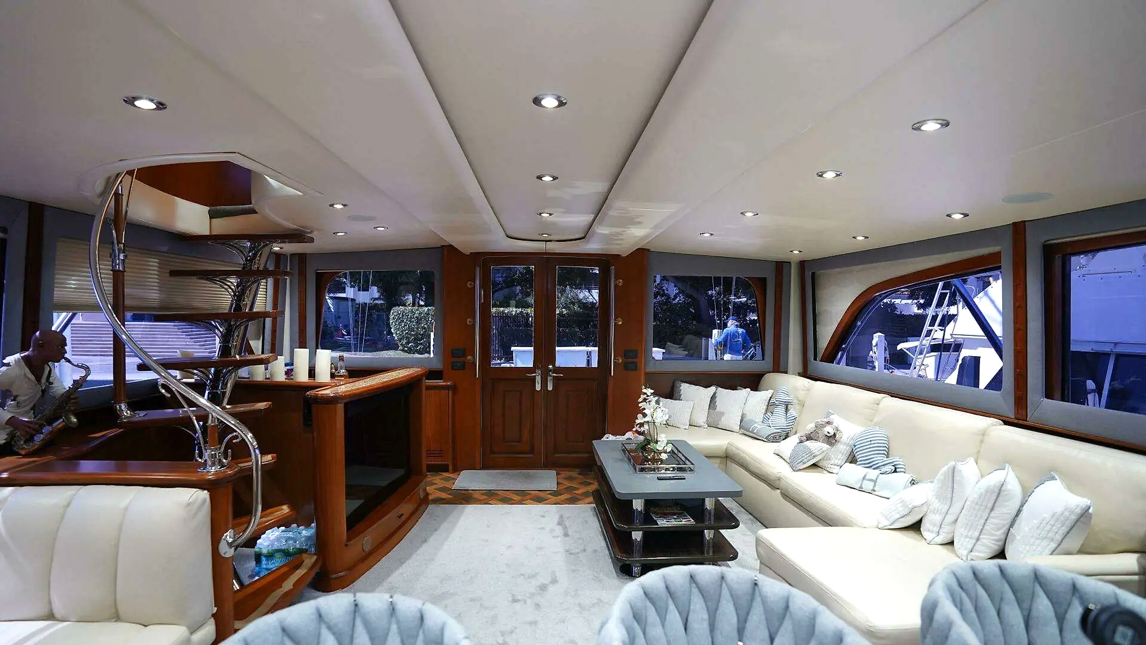 2005 Sea Force Ix Enclosed Flybridge in vendita (photo 4)