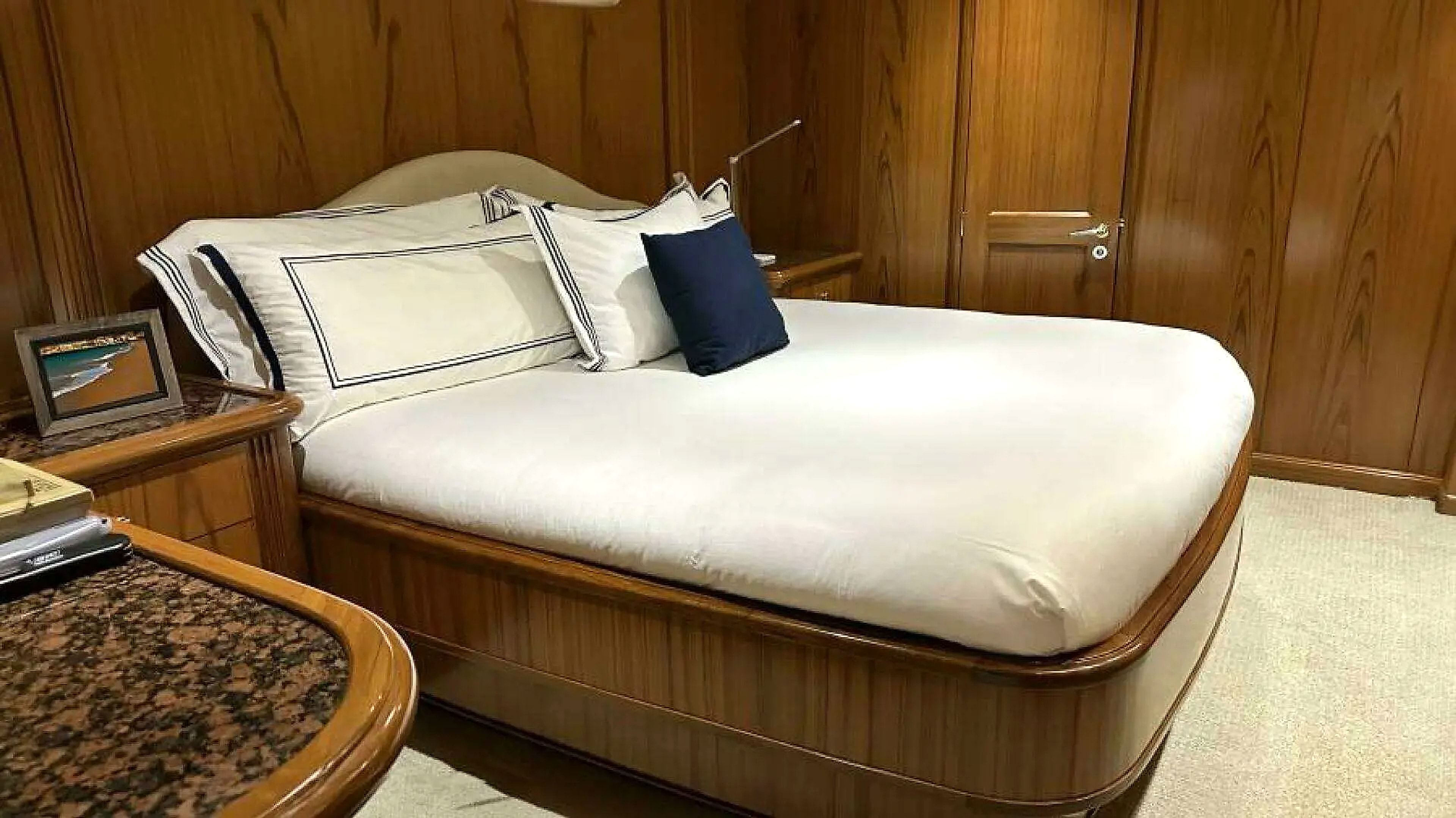 2005 Sea Force Ix Enclosed Flybridge in vendita (photo 25)