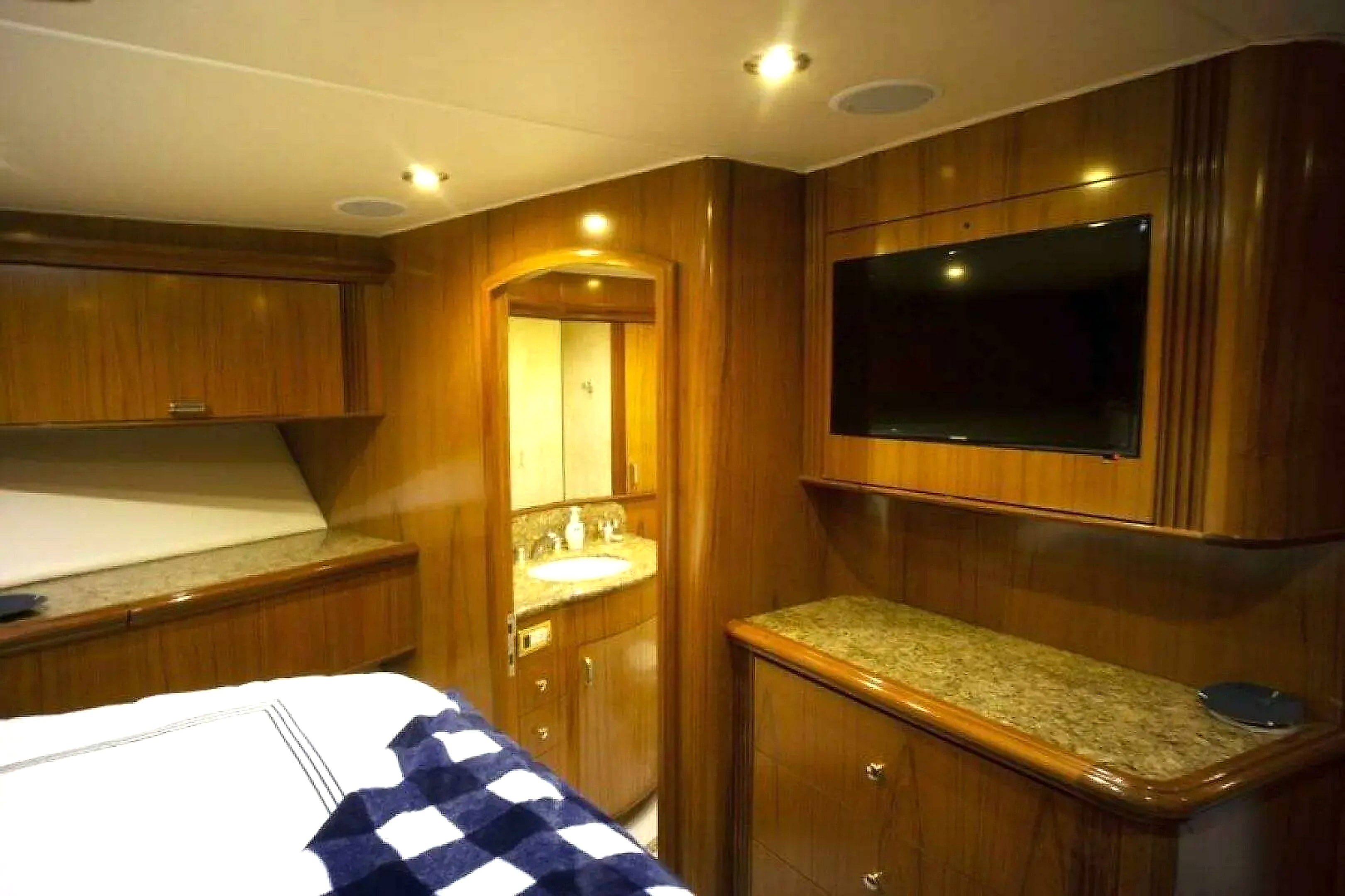 2005 Sea Force Ix Enclosed Flybridge in vendita (photo 31)