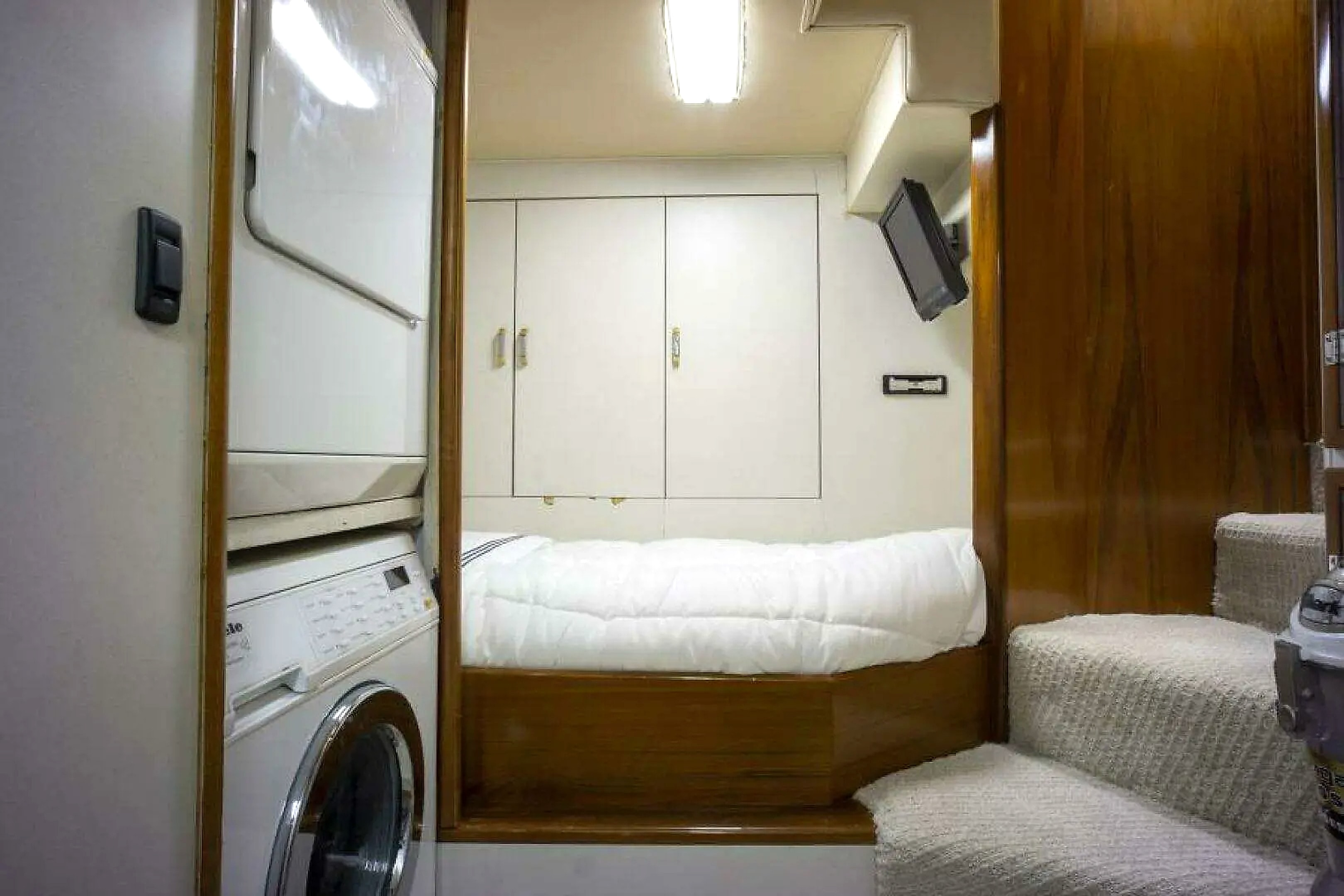 2005 Sea Force Ix Enclosed Flybridge in vendita (photo 34)