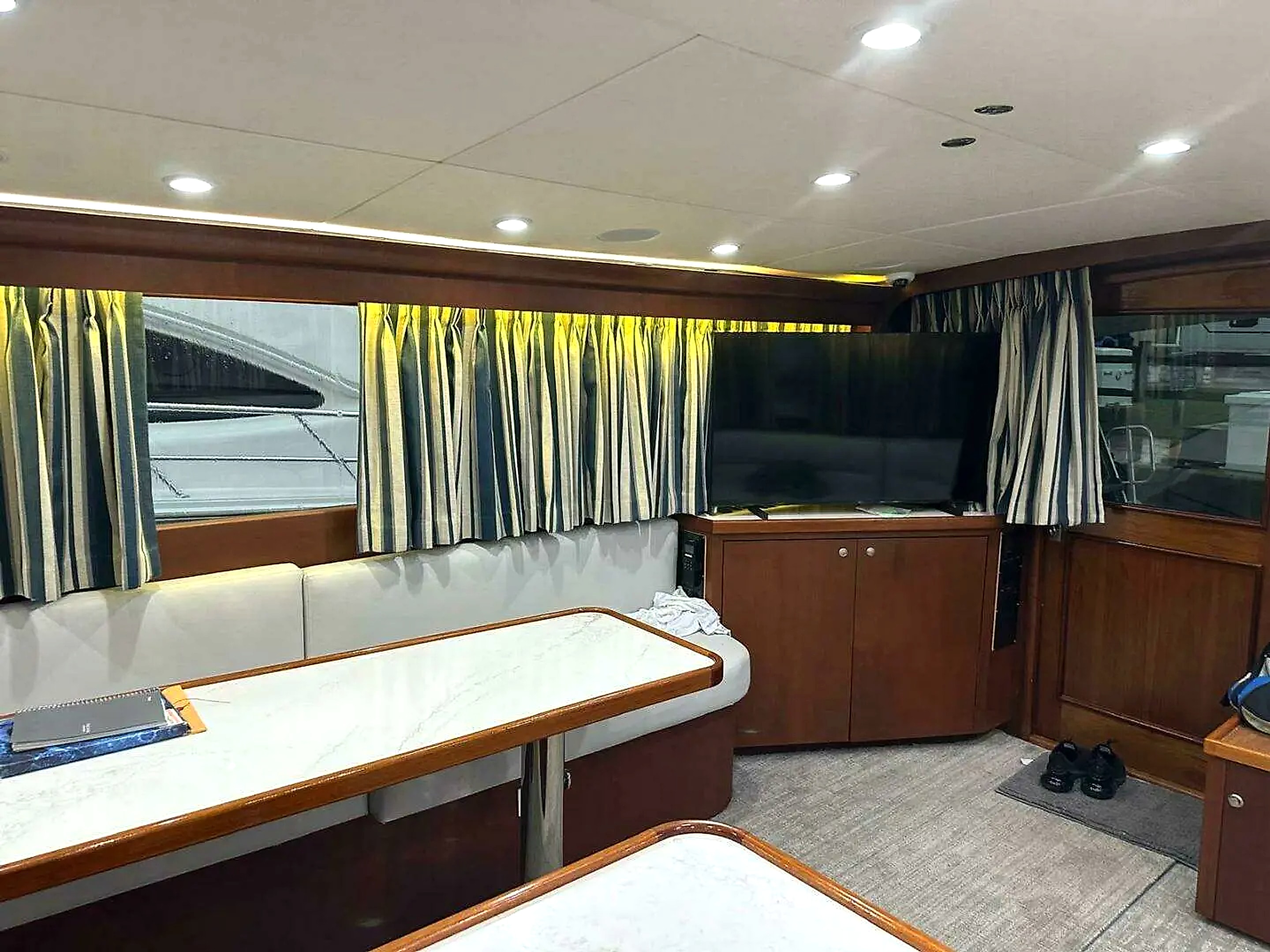 2001 Buddy Davis 61 Sportfish for sale (photo 12)