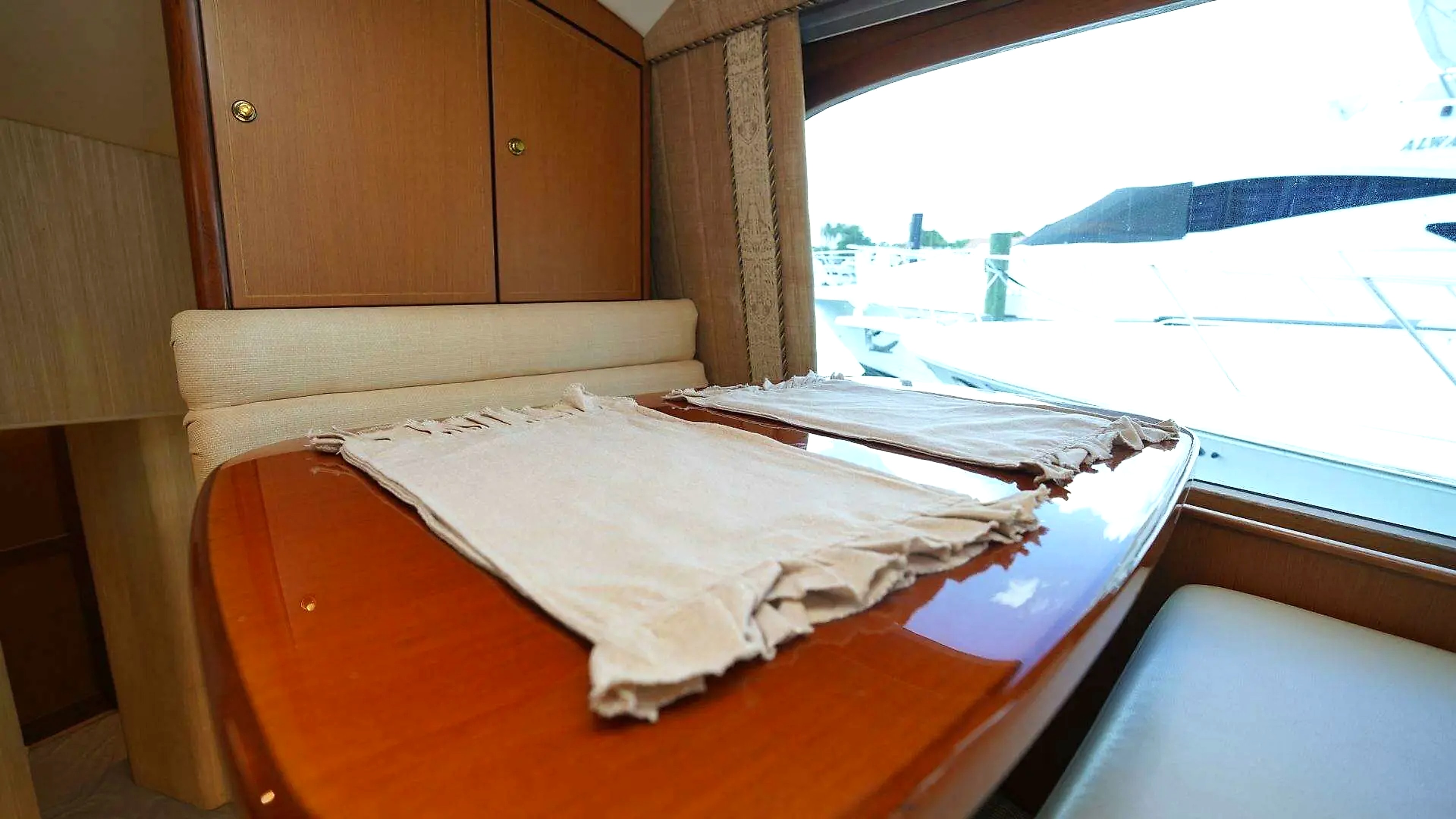 2005 Ocean Yachts 50 Super Sport zu verkaufen (photo 8)