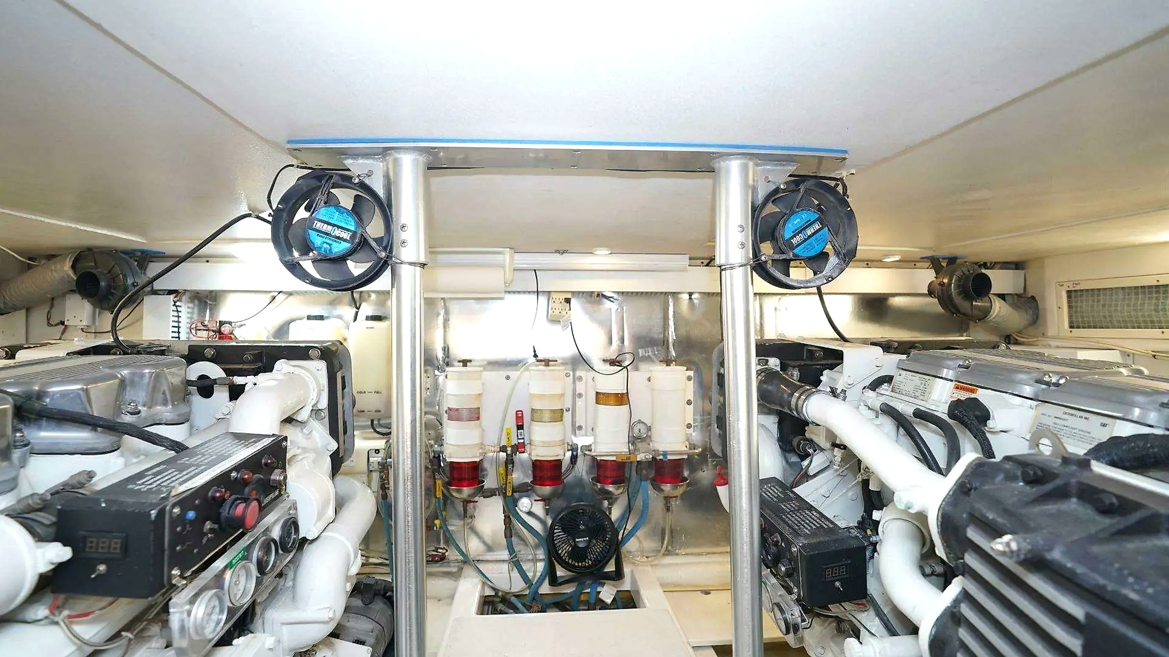 2005 Ocean Yachts 50 Super Sport zu verkaufen (photo 19)