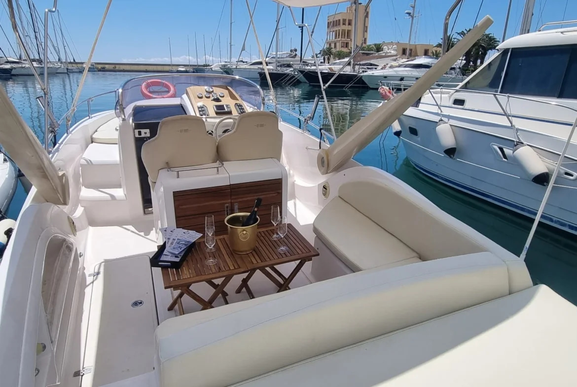 2015 Sessa Marine Key Largo 27 for charter (photo 4)
