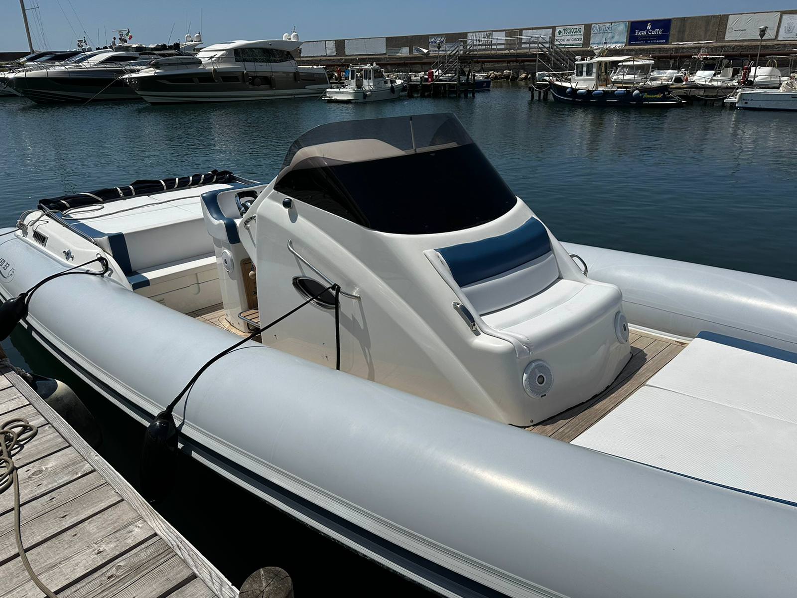 2024 Sea Glide LED 33 zu chartern (photo 5)