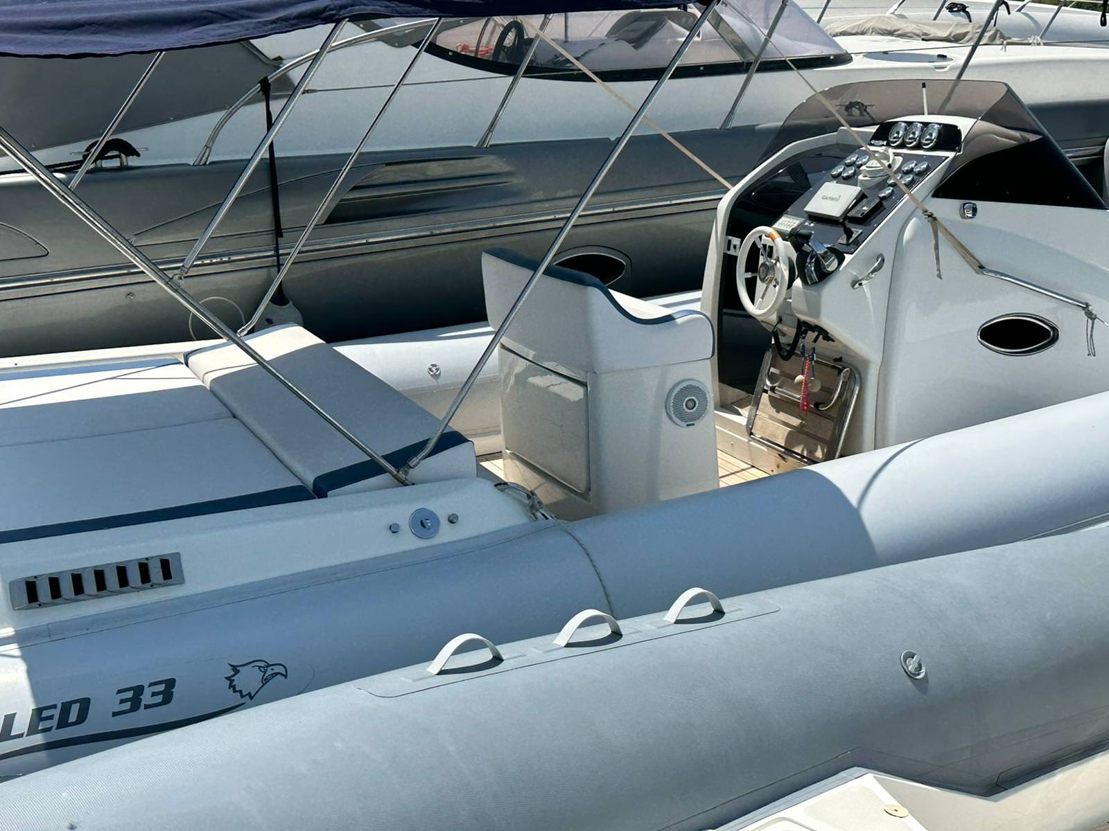 2024 Sea Glide LED 33 zu chartern (photo 10)