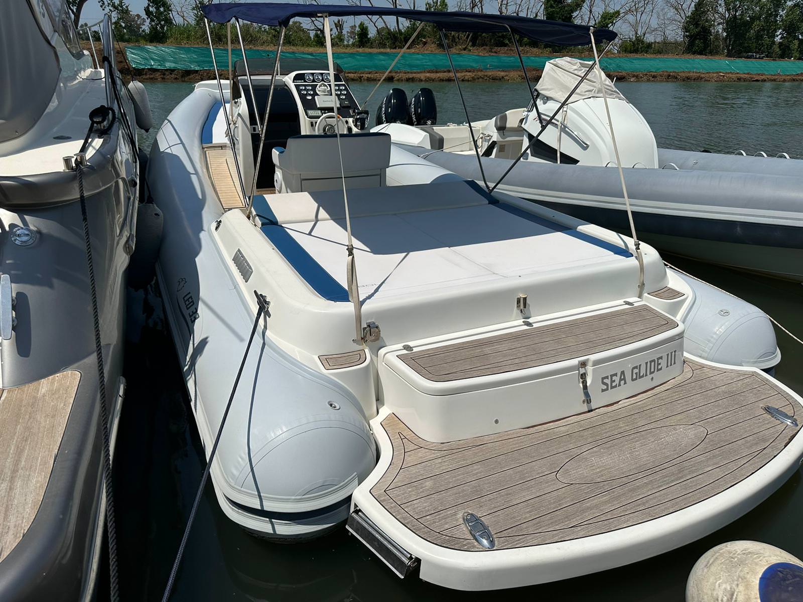 2024 Sea Glide LED 33 zu chartern (photo 14)