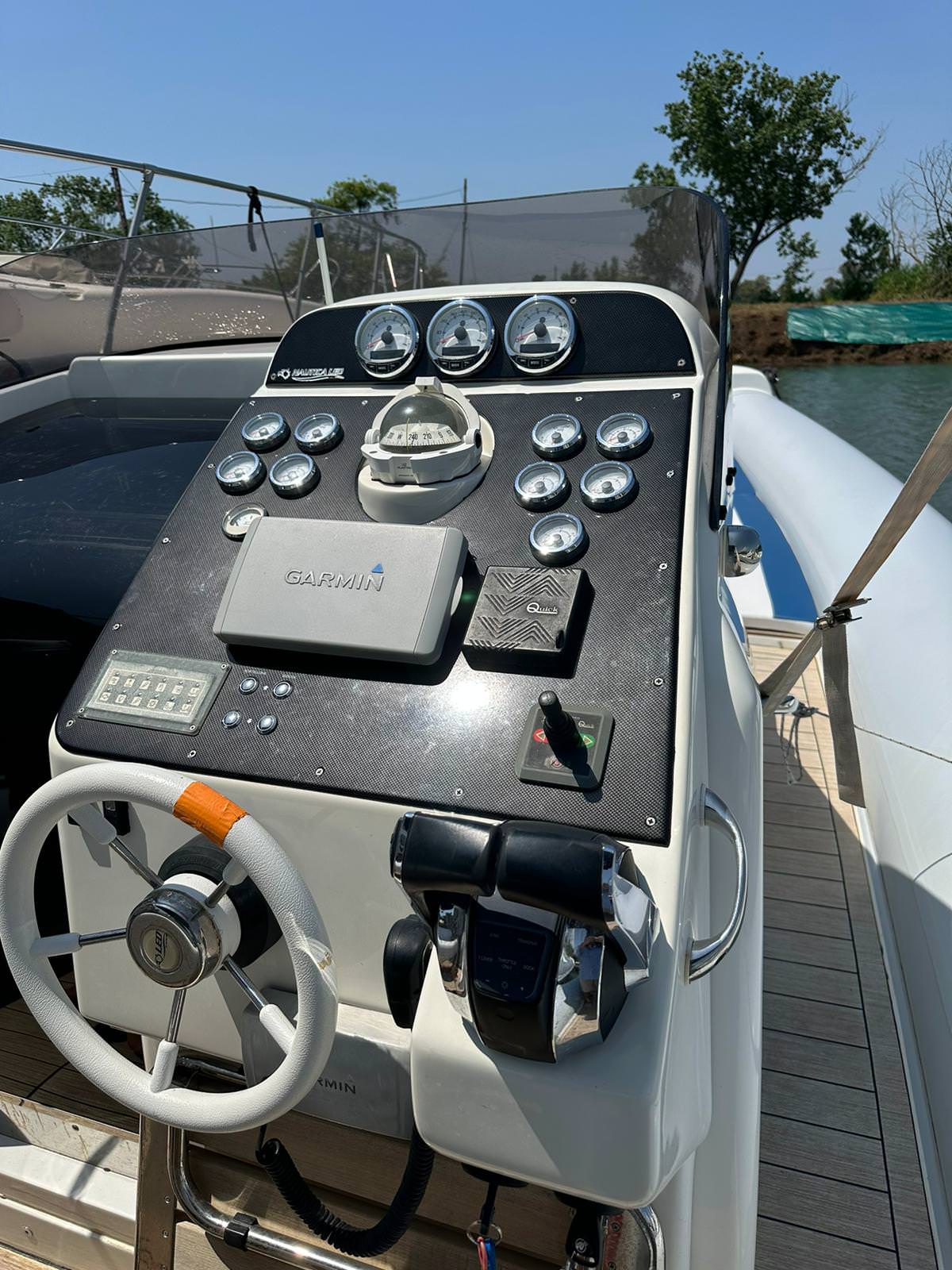 2024 Sea Glide LED 33 zu chartern (photo 20)