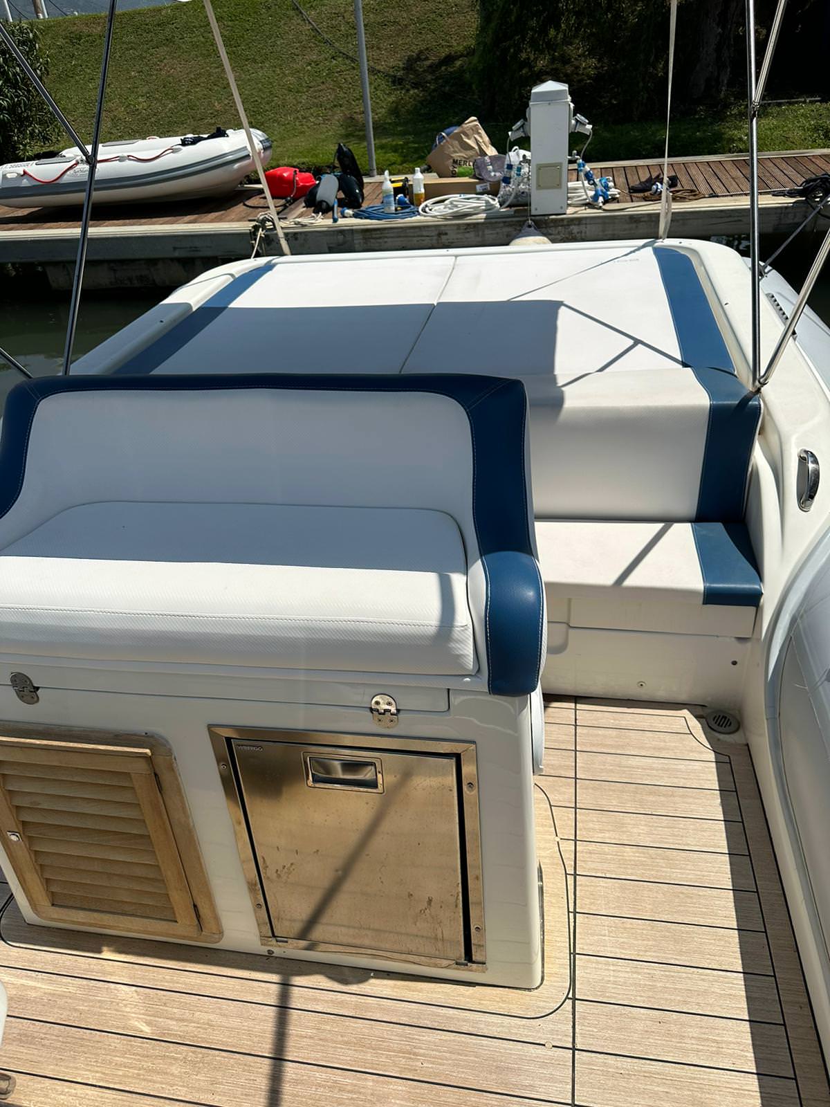 2024 Sea Glide LED 33 zu chartern (photo 27)