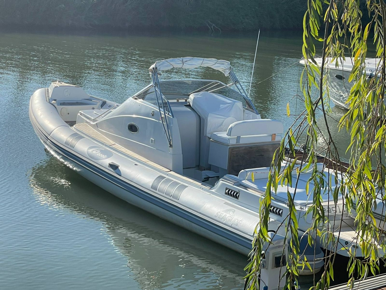 2007 Fontana Bros Sea Glide for charter (photo 3)