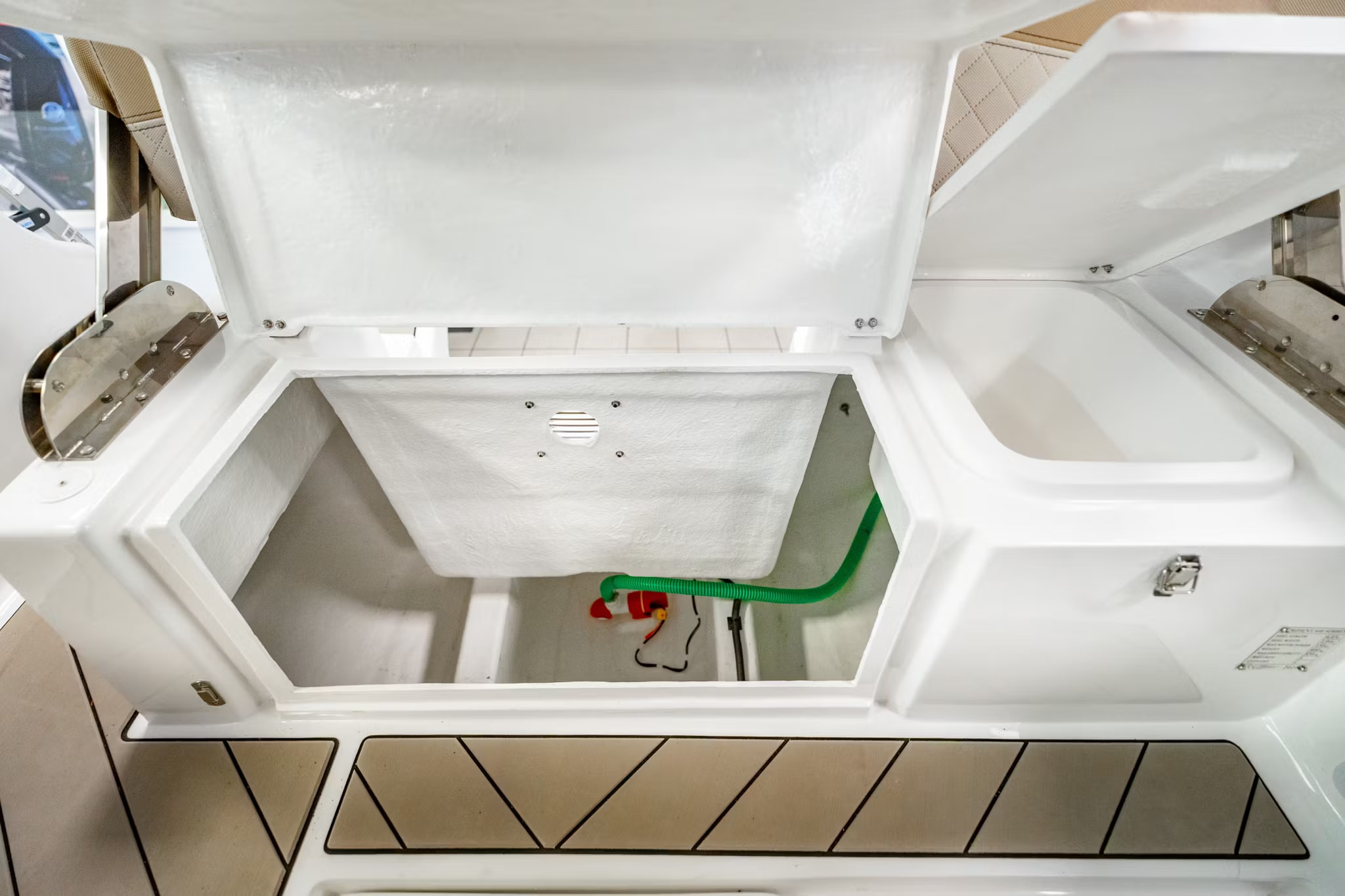 2026 Trident 640 Sundeck for sale (photo 7)