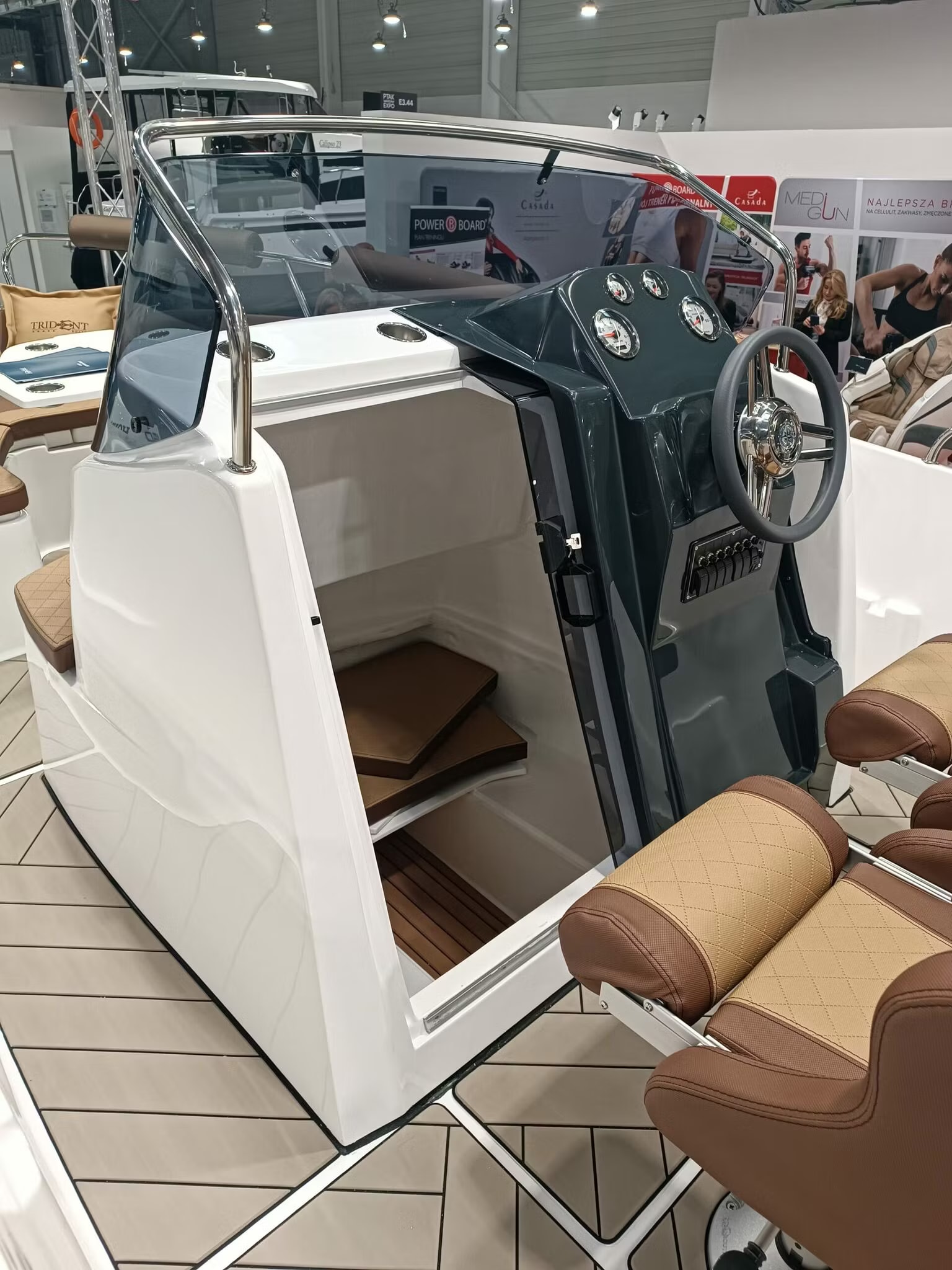 2026 Trident 630 Open te koop (photo 7)