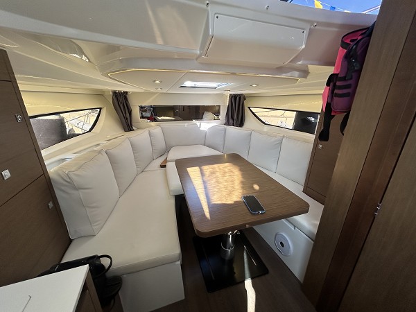 2020 Jeanneau Cap Camarat 10.5 WA for sale (photo 8)