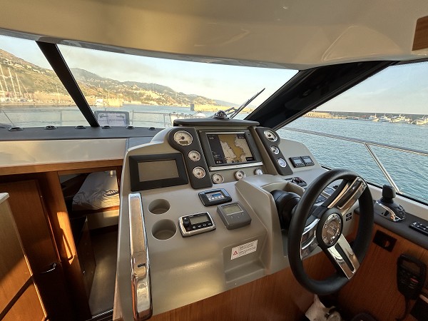 2015 Bavaria 420 Virtess te koop (photo 7)